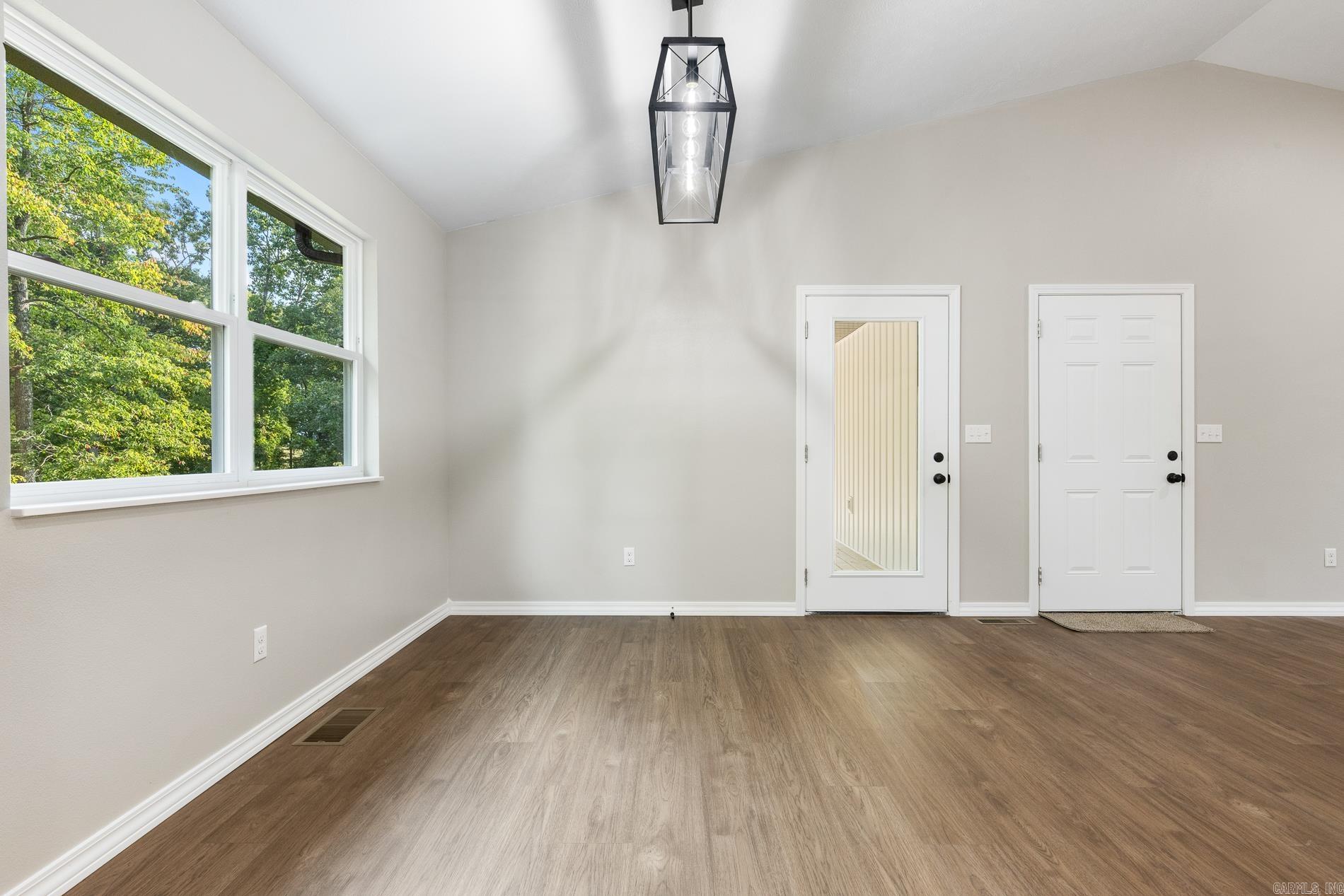 6010 Oak Leaf  Harrison, AR