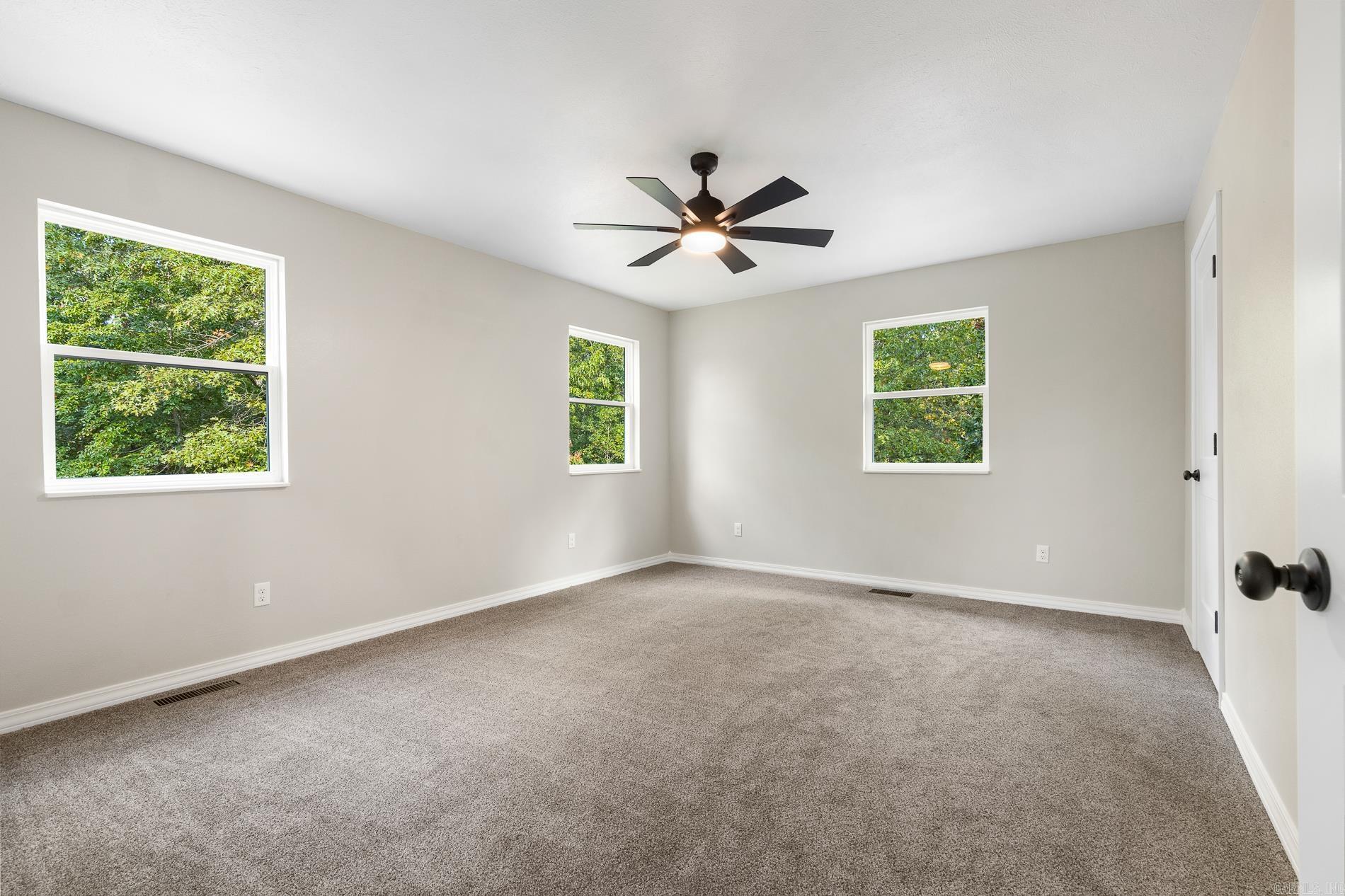 6010 Oak Leaf  Harrison, AR