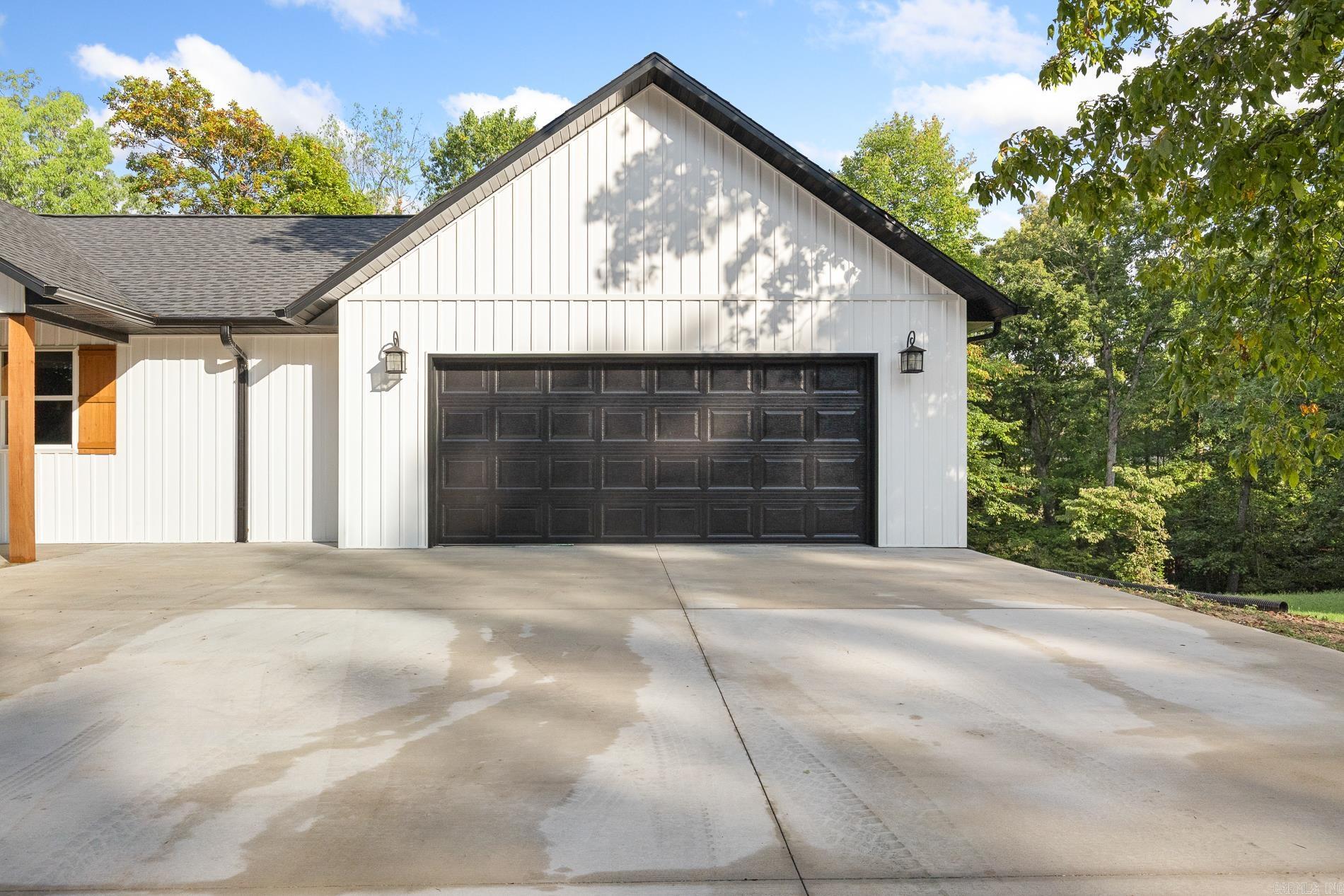 6010 Oak Leaf  Harrison, AR