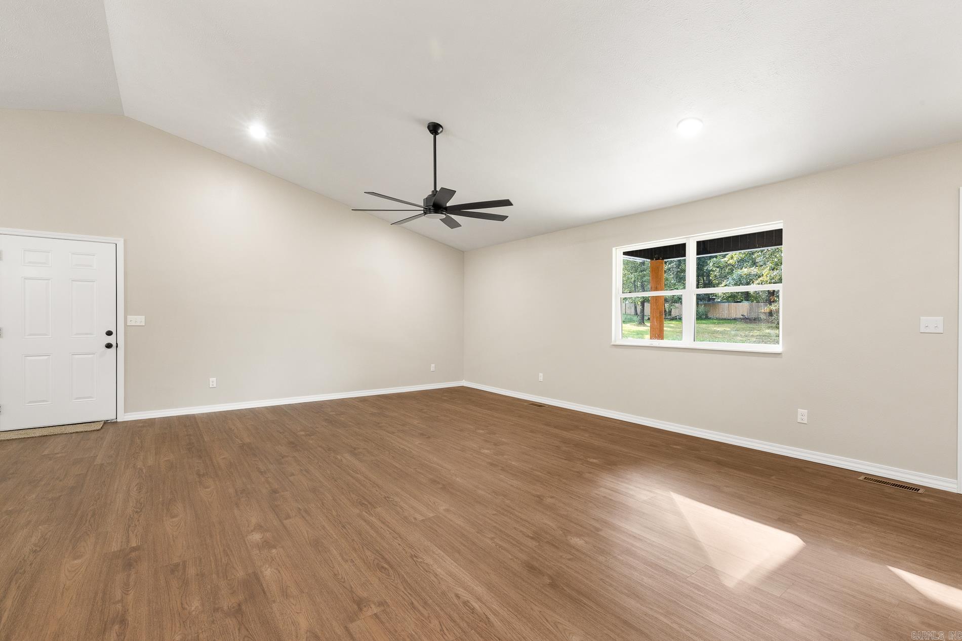 6010 Oak Leaf  Harrison, AR