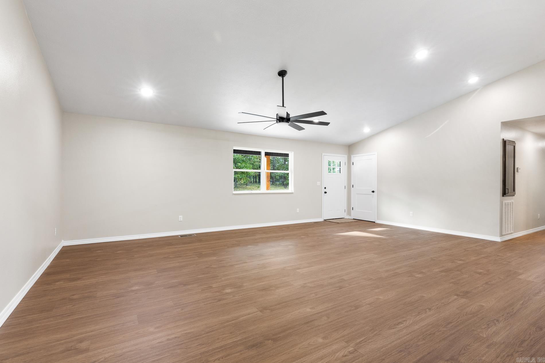 6010 Oak Leaf  Harrison, AR