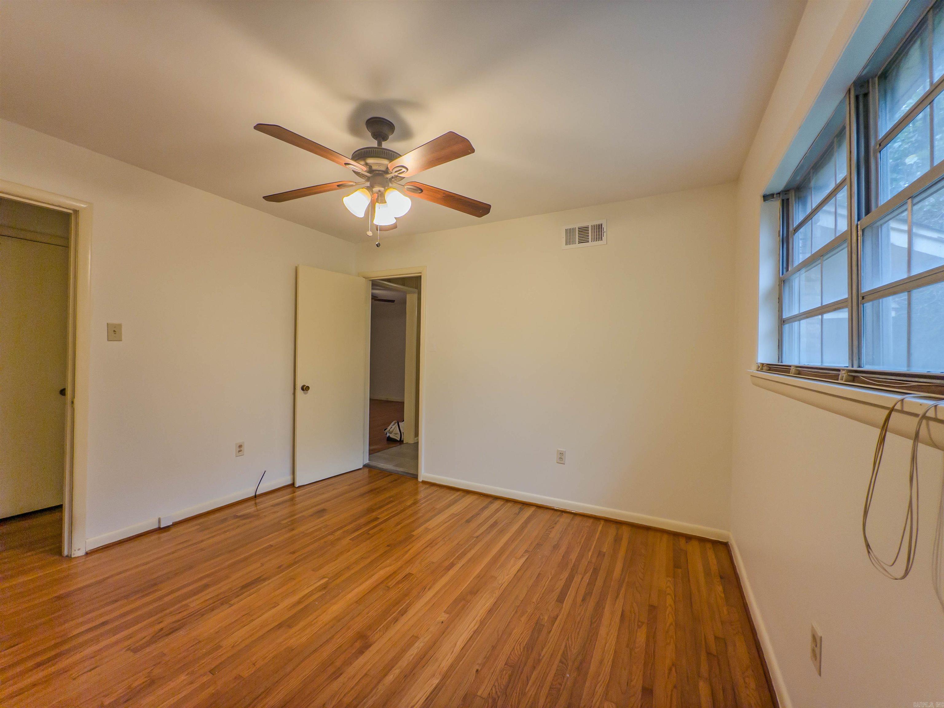 109 Schoolwood Ln  Cammack Village, AR