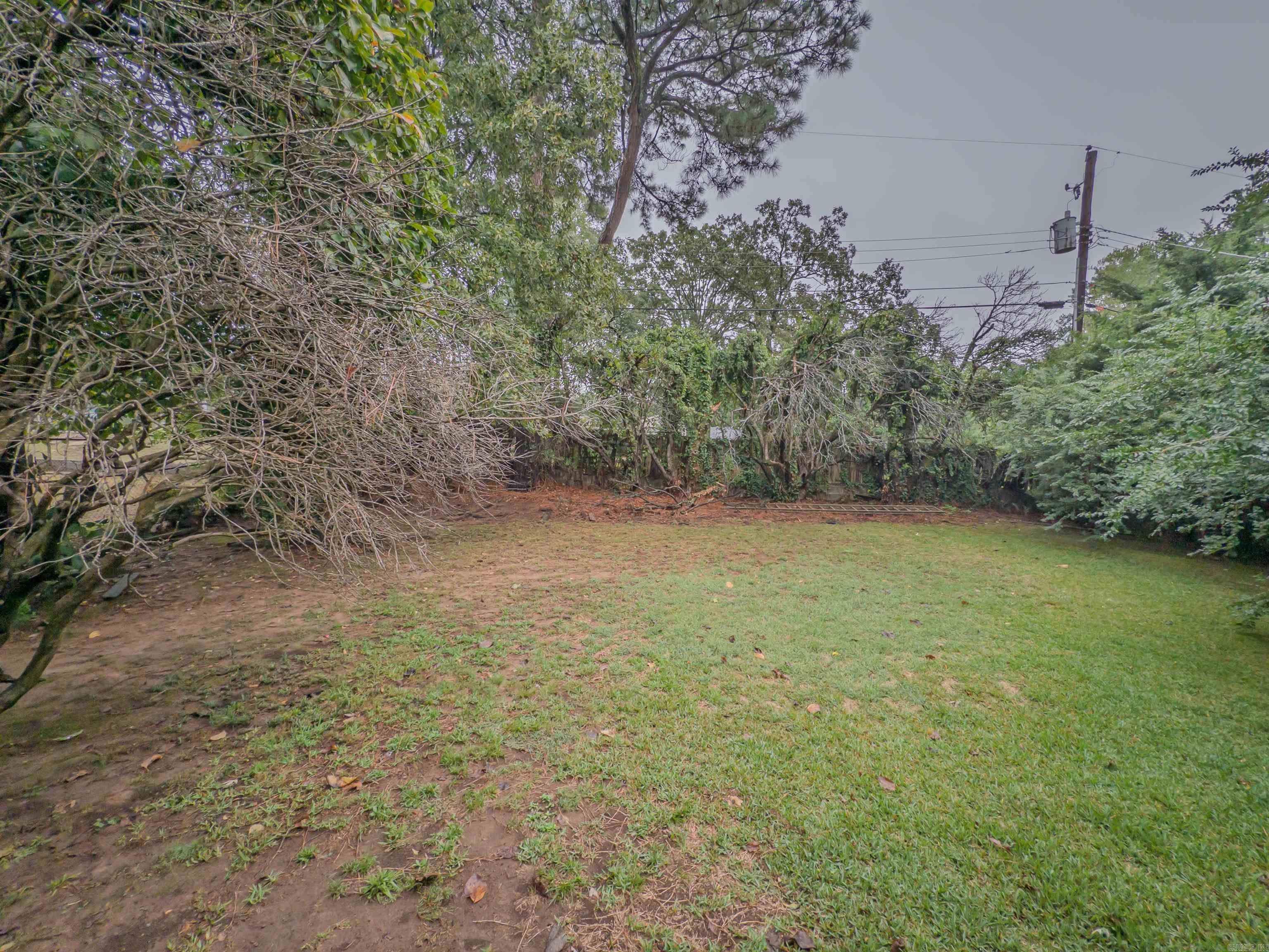 109 Schoolwood Ln  Cammack Village, AR