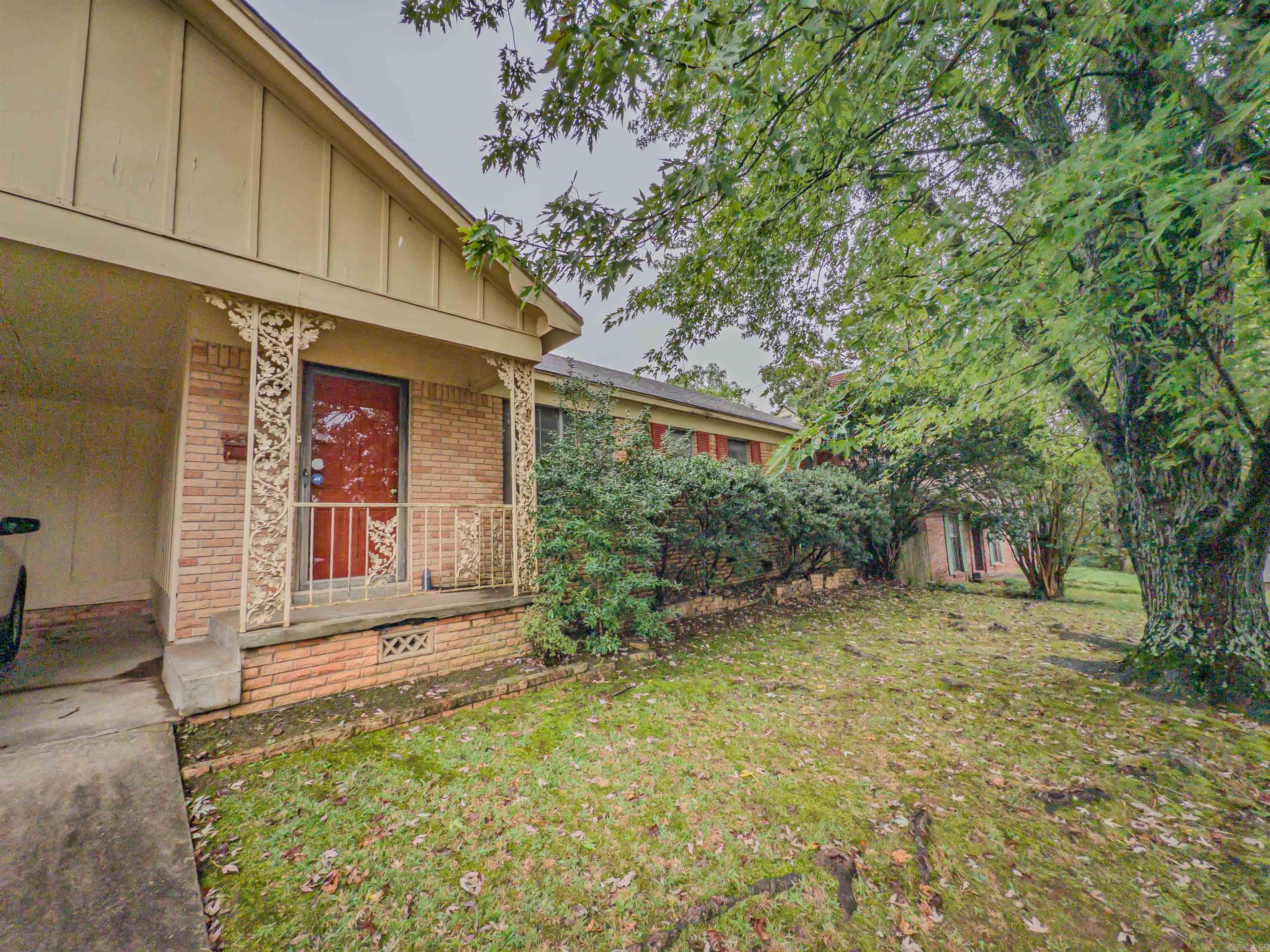 109 Schoolwood Ln  Cammack Village, AR