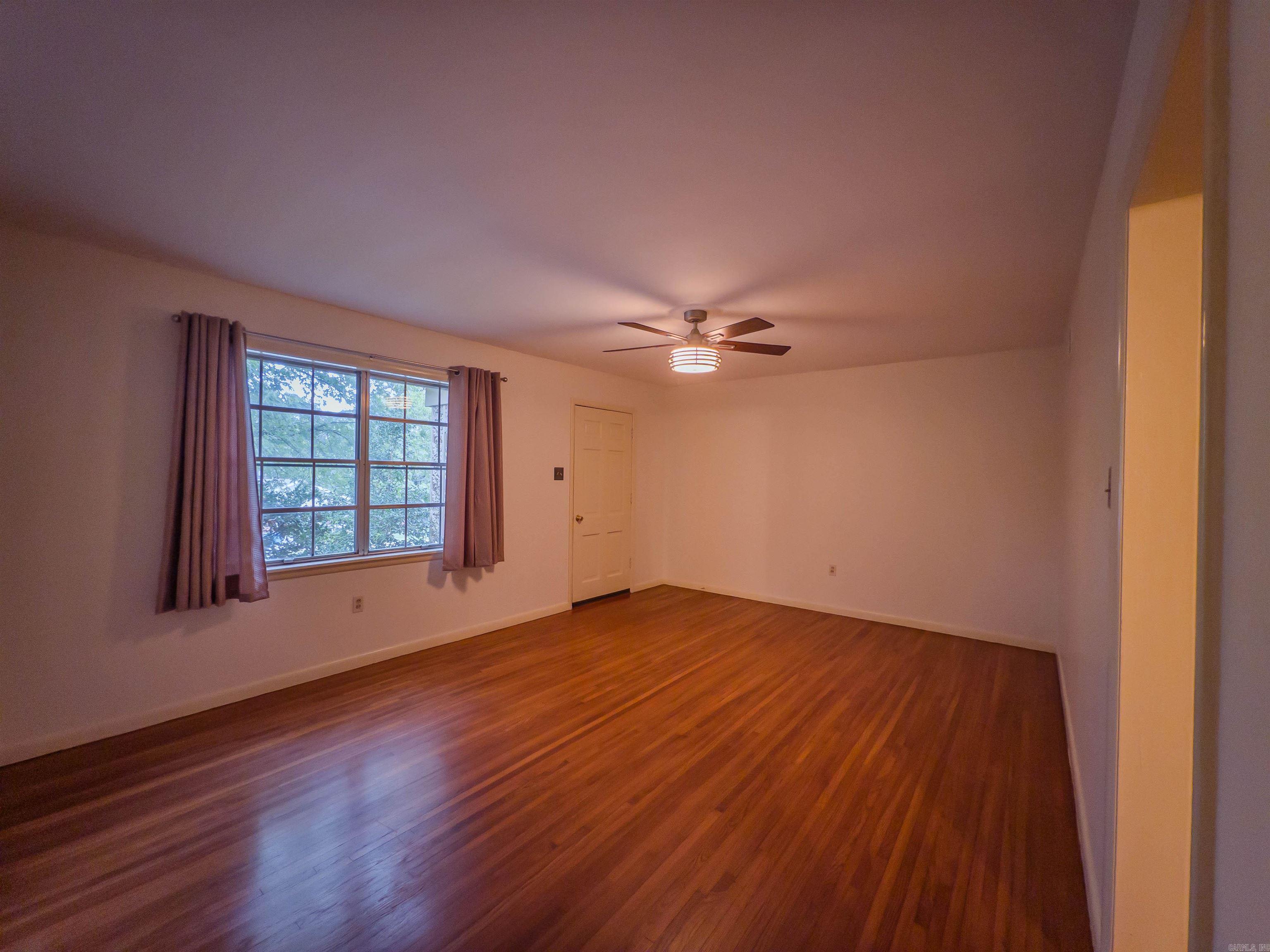 109 Schoolwood Ln  Cammack Village, AR