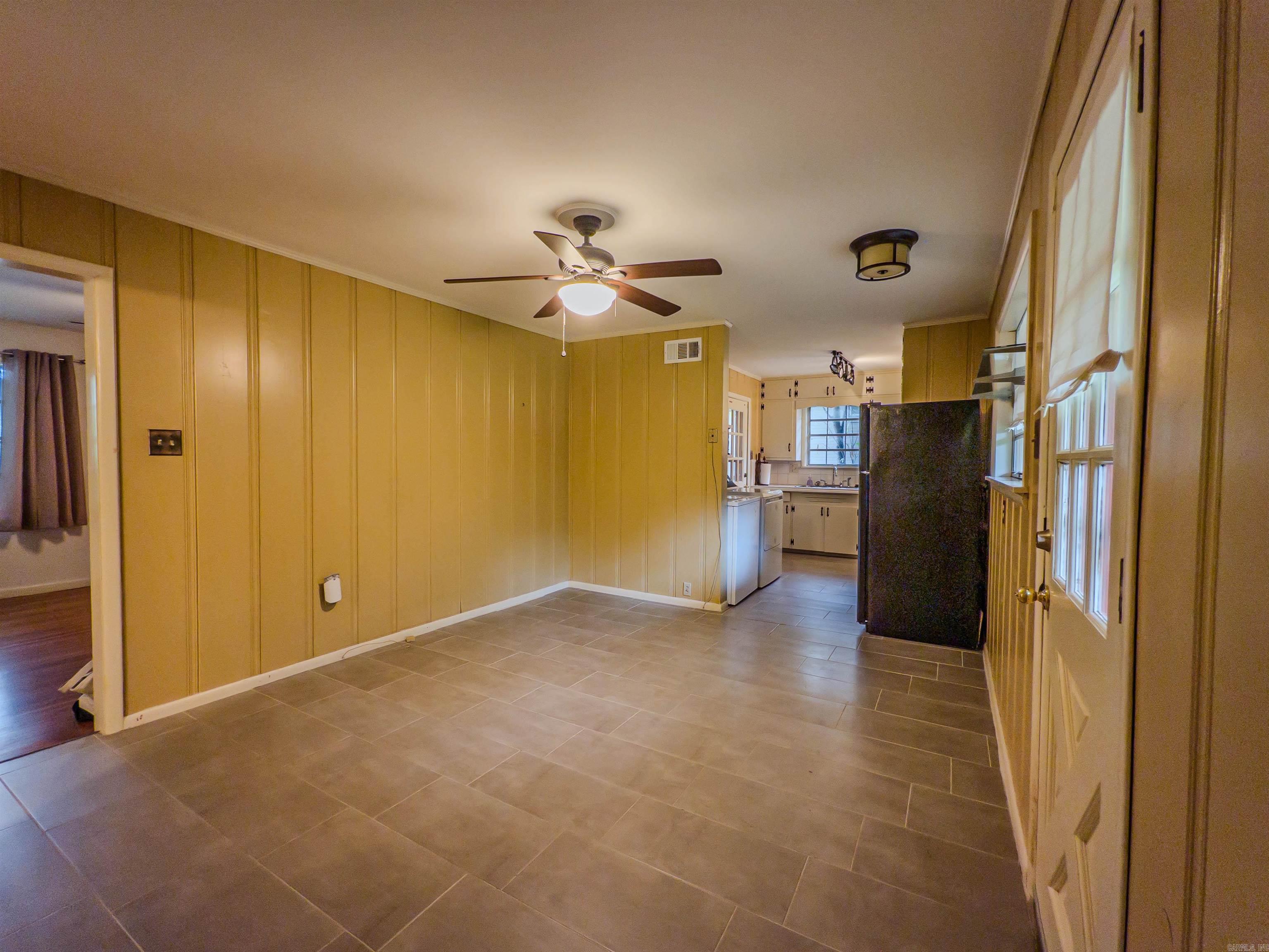 109 Schoolwood Ln  Cammack Village, AR
