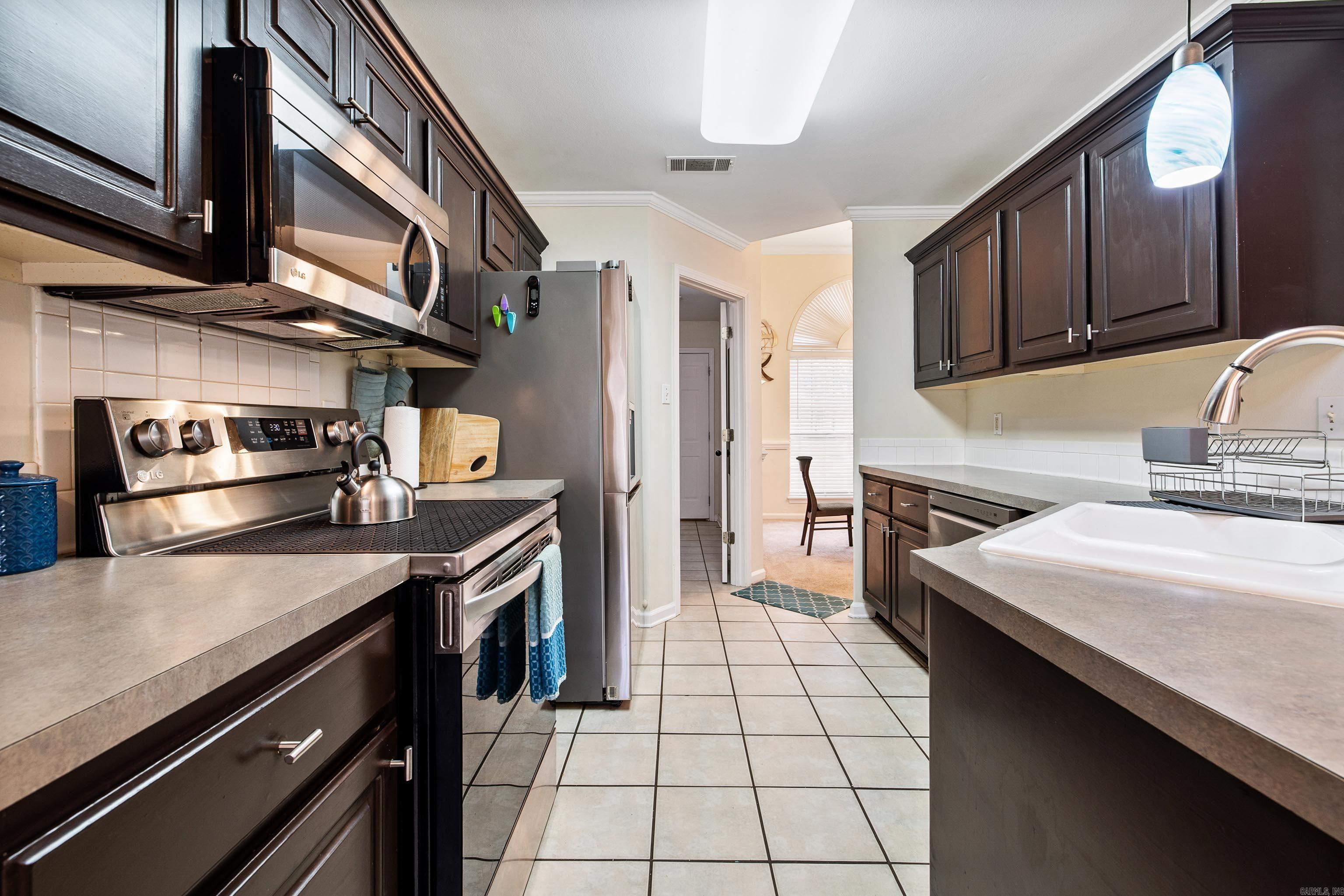 2509 Twin Oaks  Benton, AR
