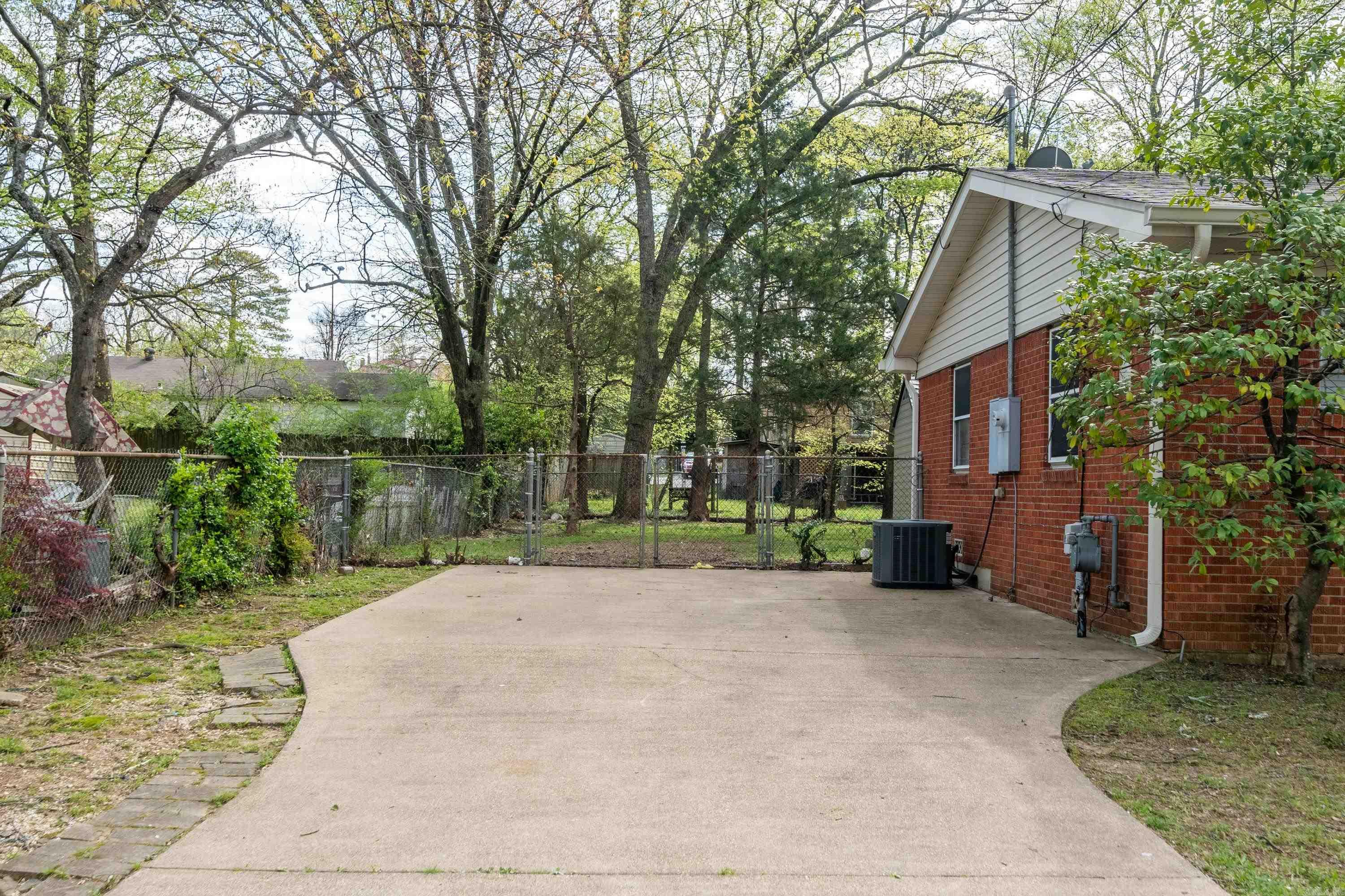 213 1St St  Hot Springs, AR