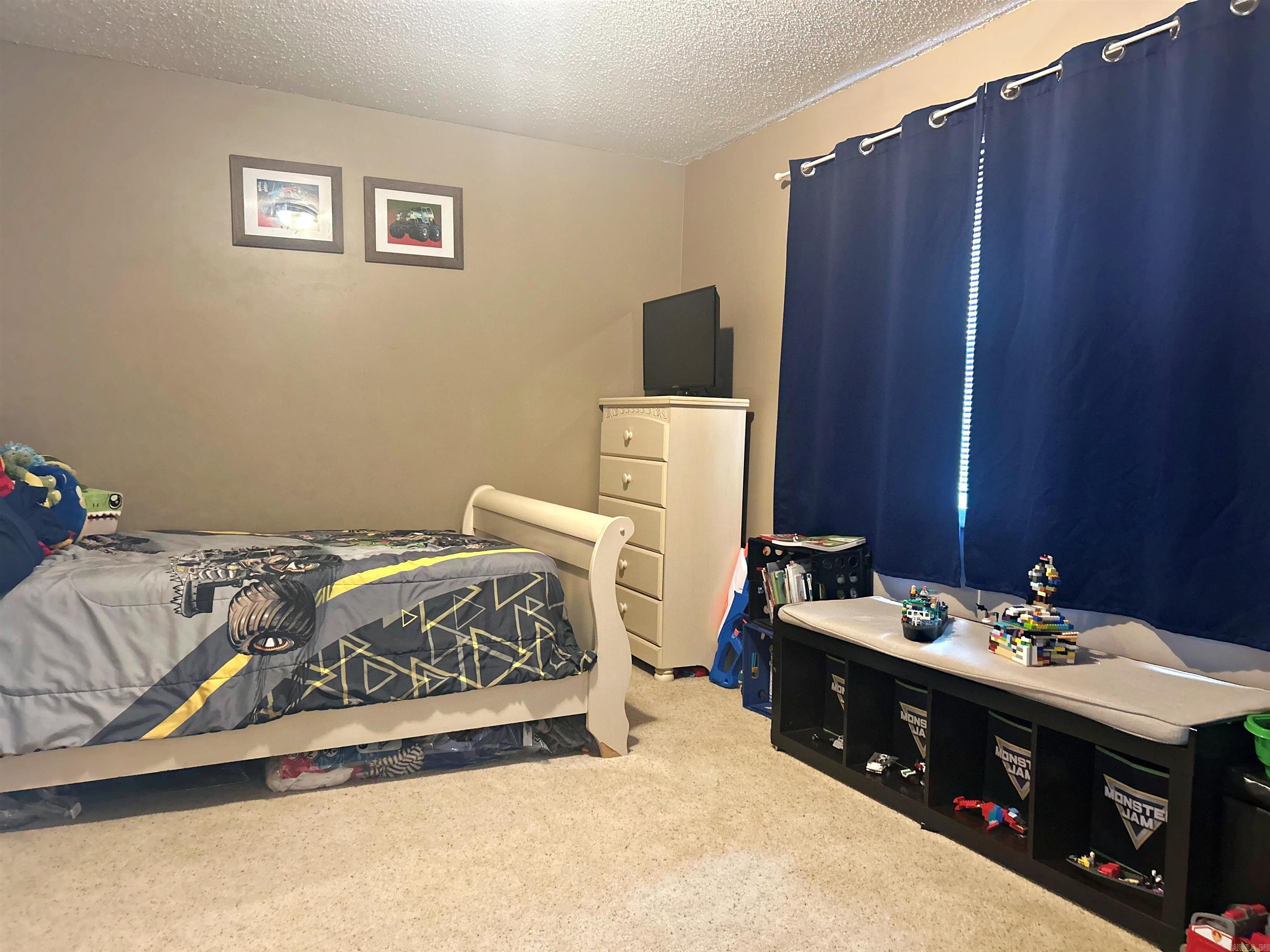 15582 84  Bismarck, AR