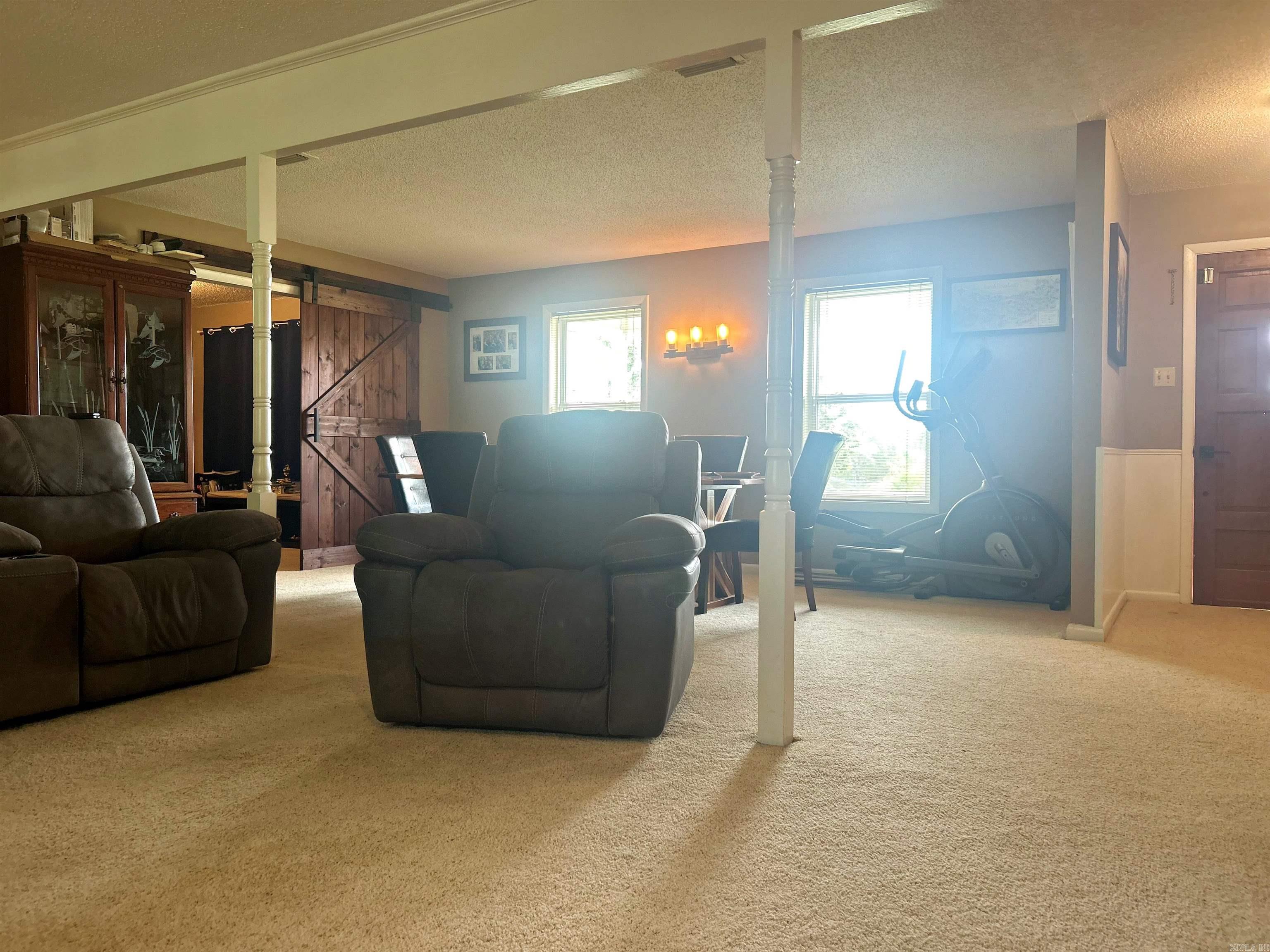 15582 84  Bismarck, AR