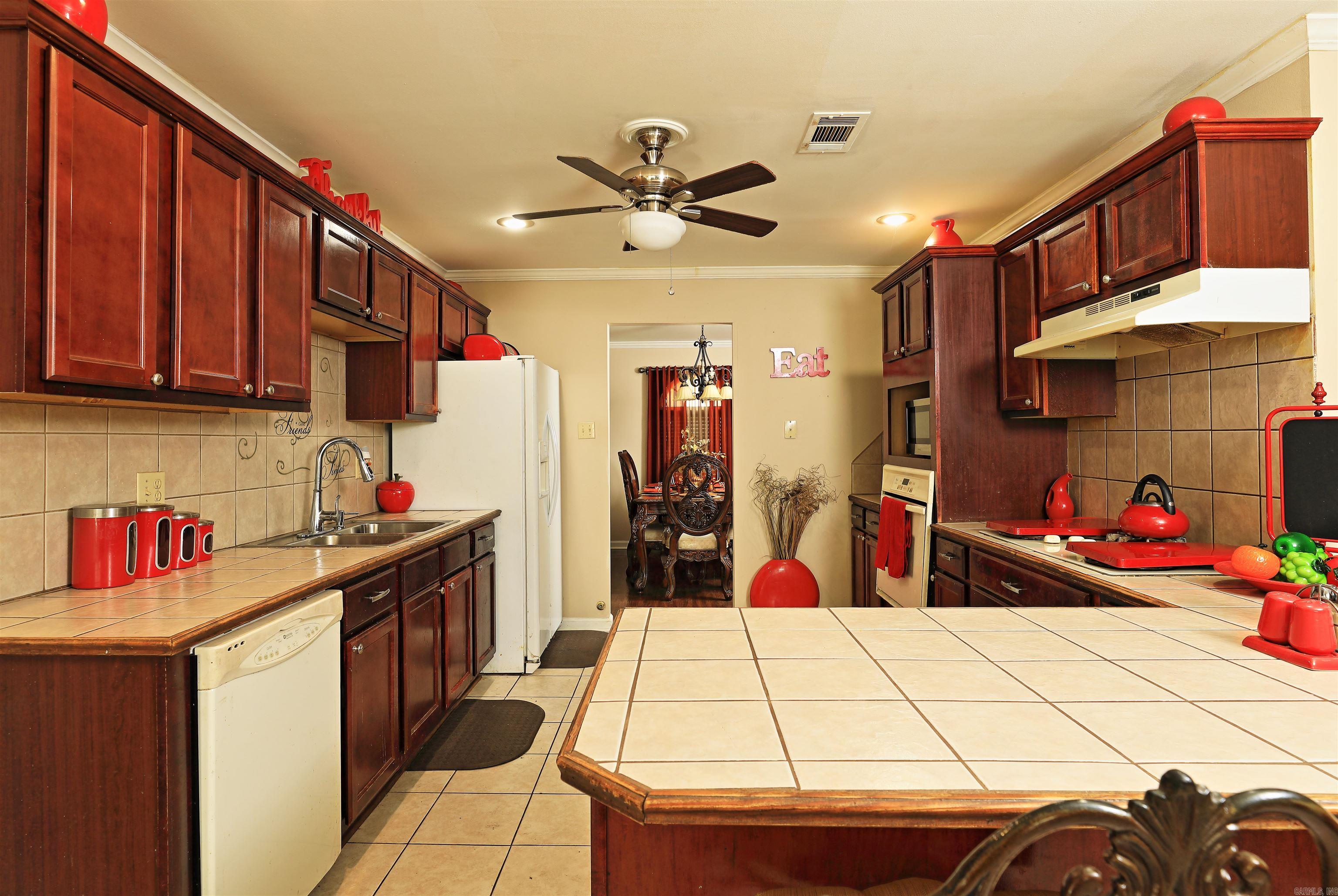 7796 Coachlight Drive  Pine Bluff, AR
