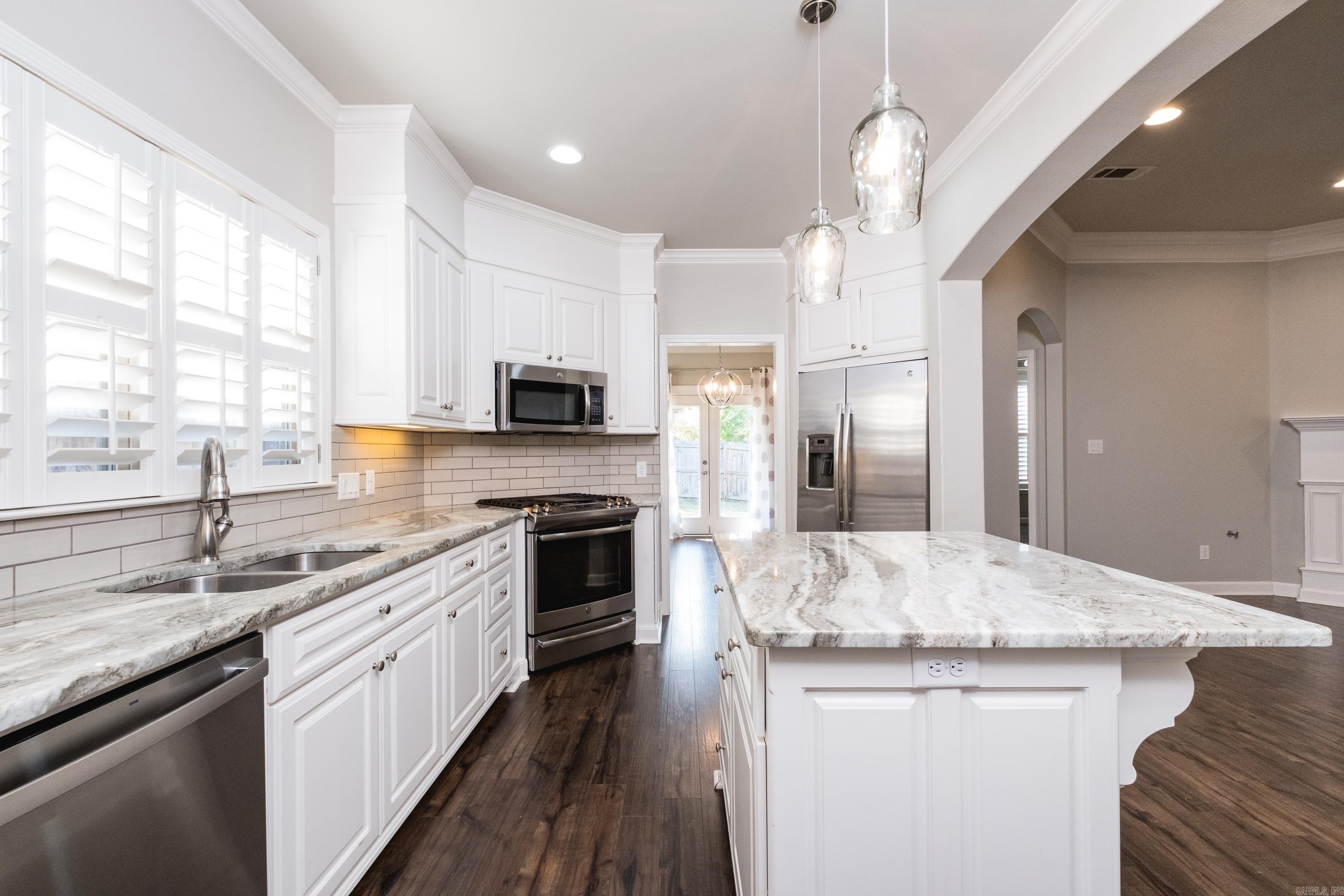 107 Mariner  Maumelle, AR