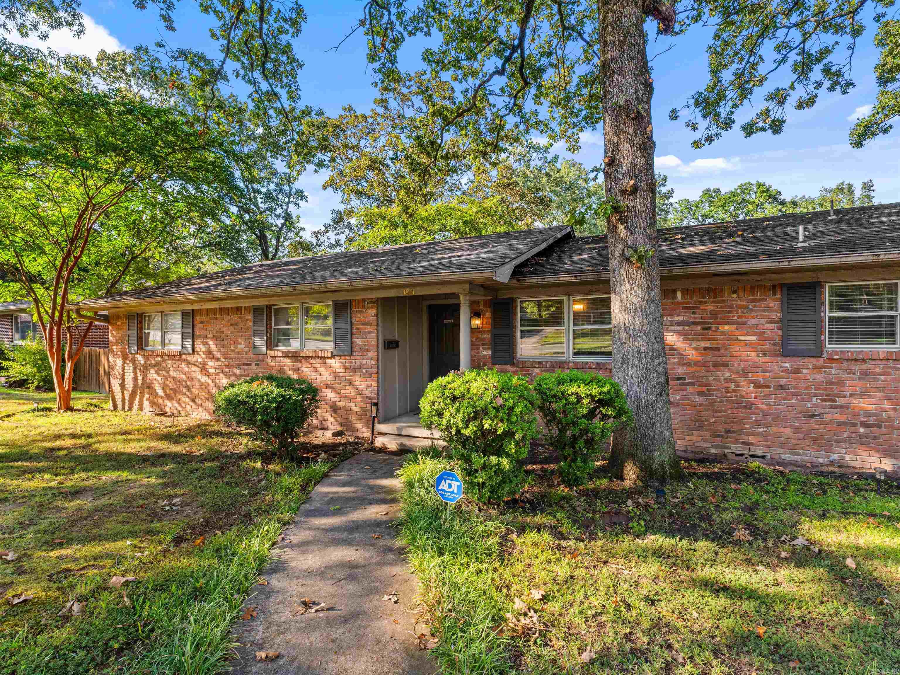 1821 McCain  North Little Rock, AR