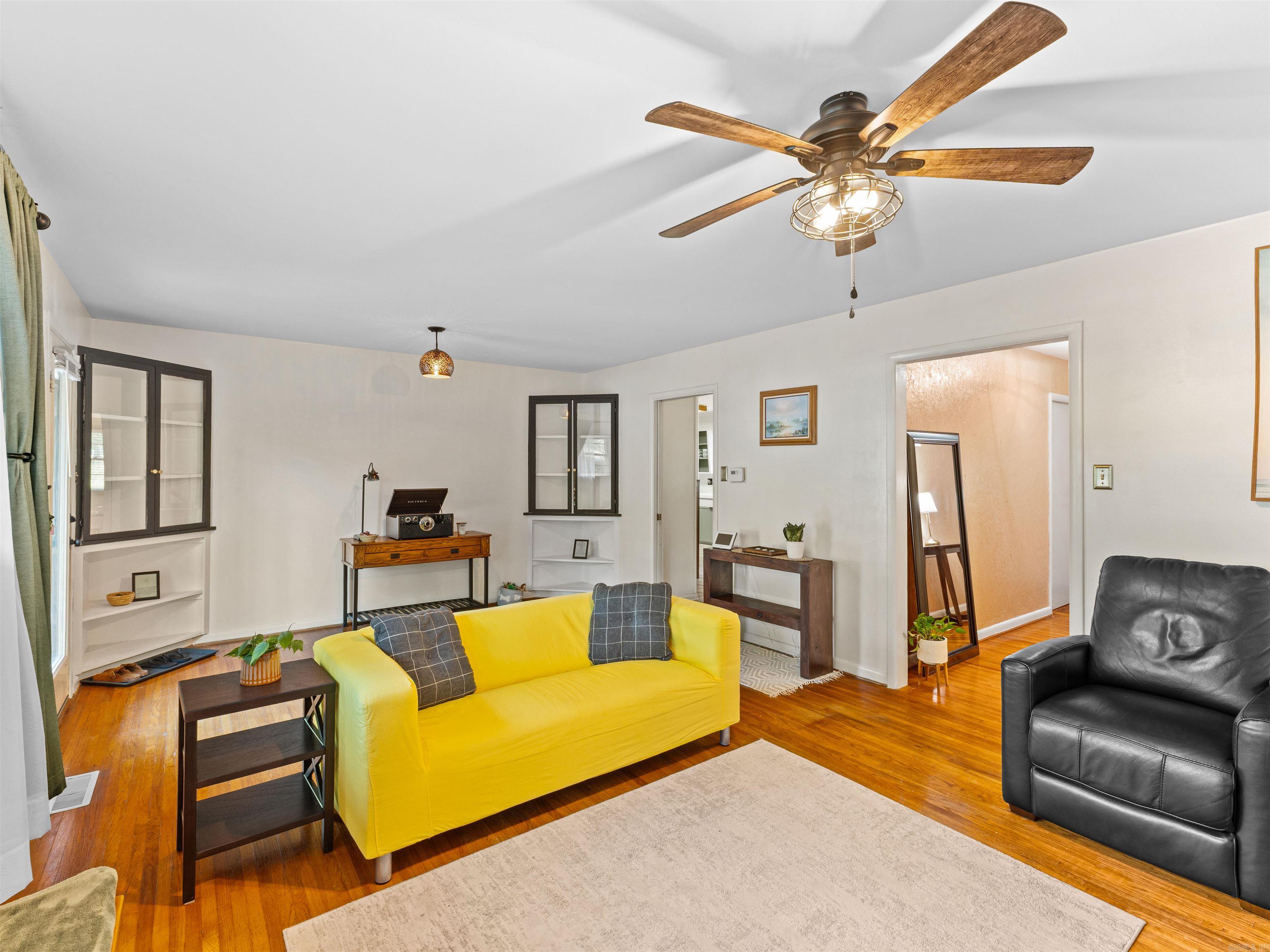 1821 McCain  North Little Rock, AR