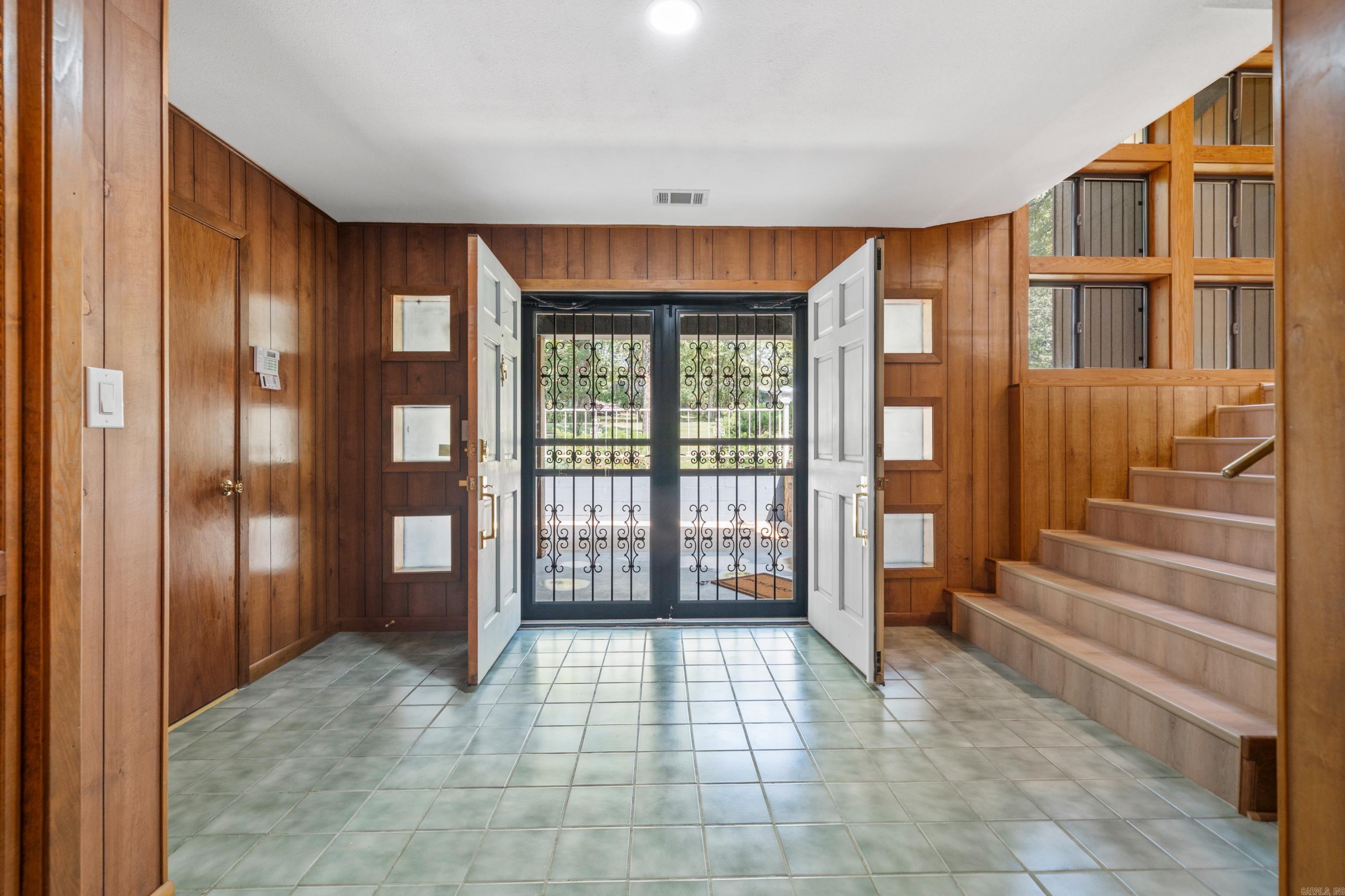 208 Southshore  Hot Springs, AR