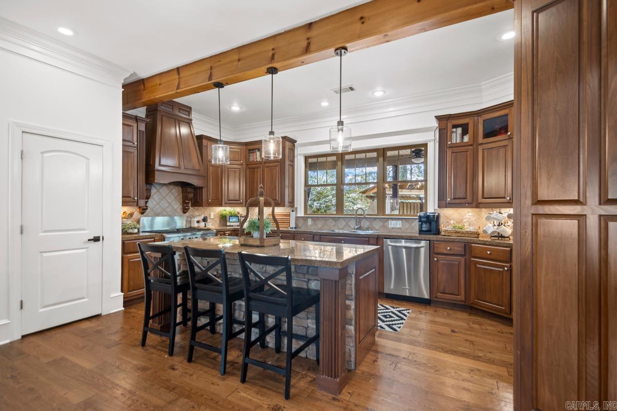 2609 Pinehurst Cove  Benton, AR