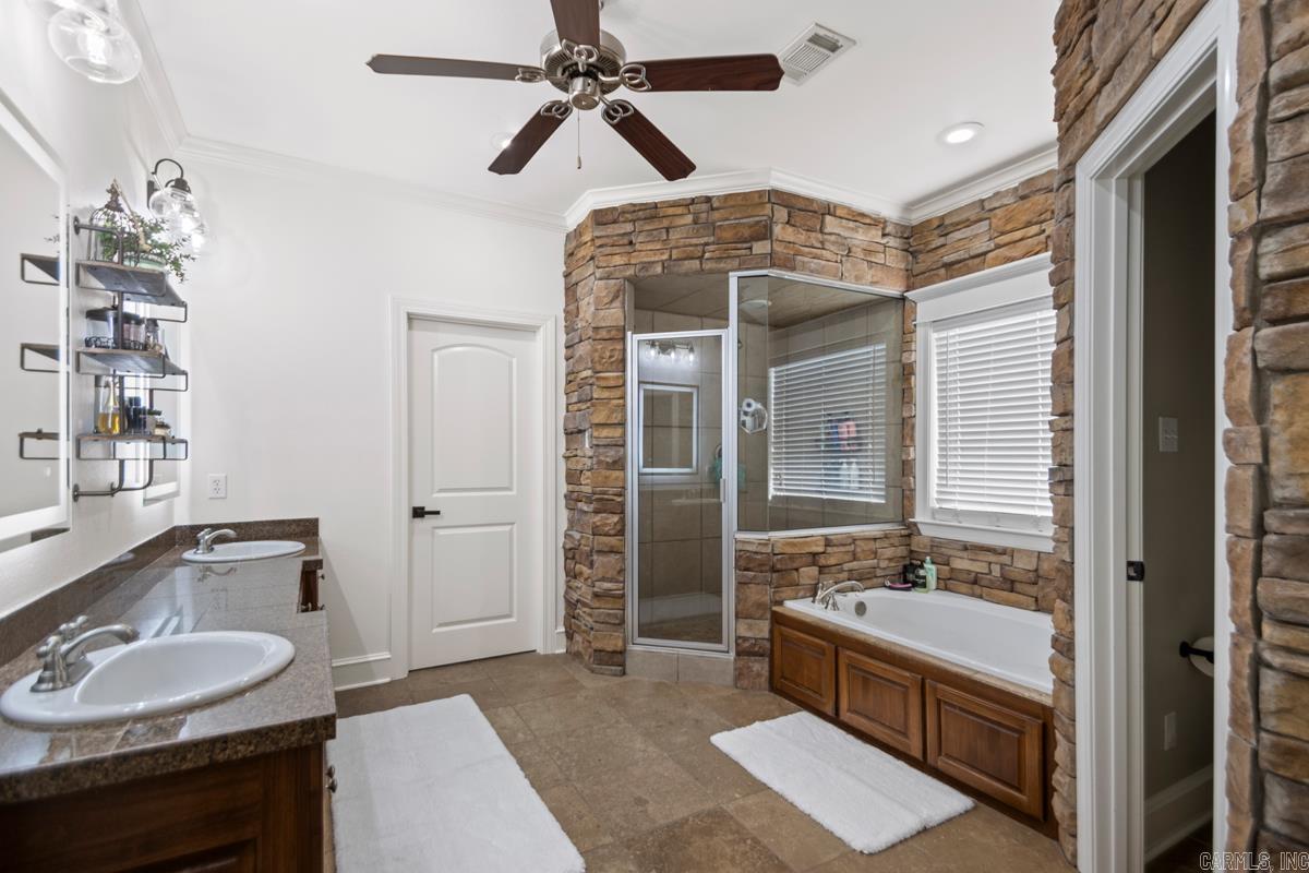 2609 Pinehurst Cove  Benton, AR