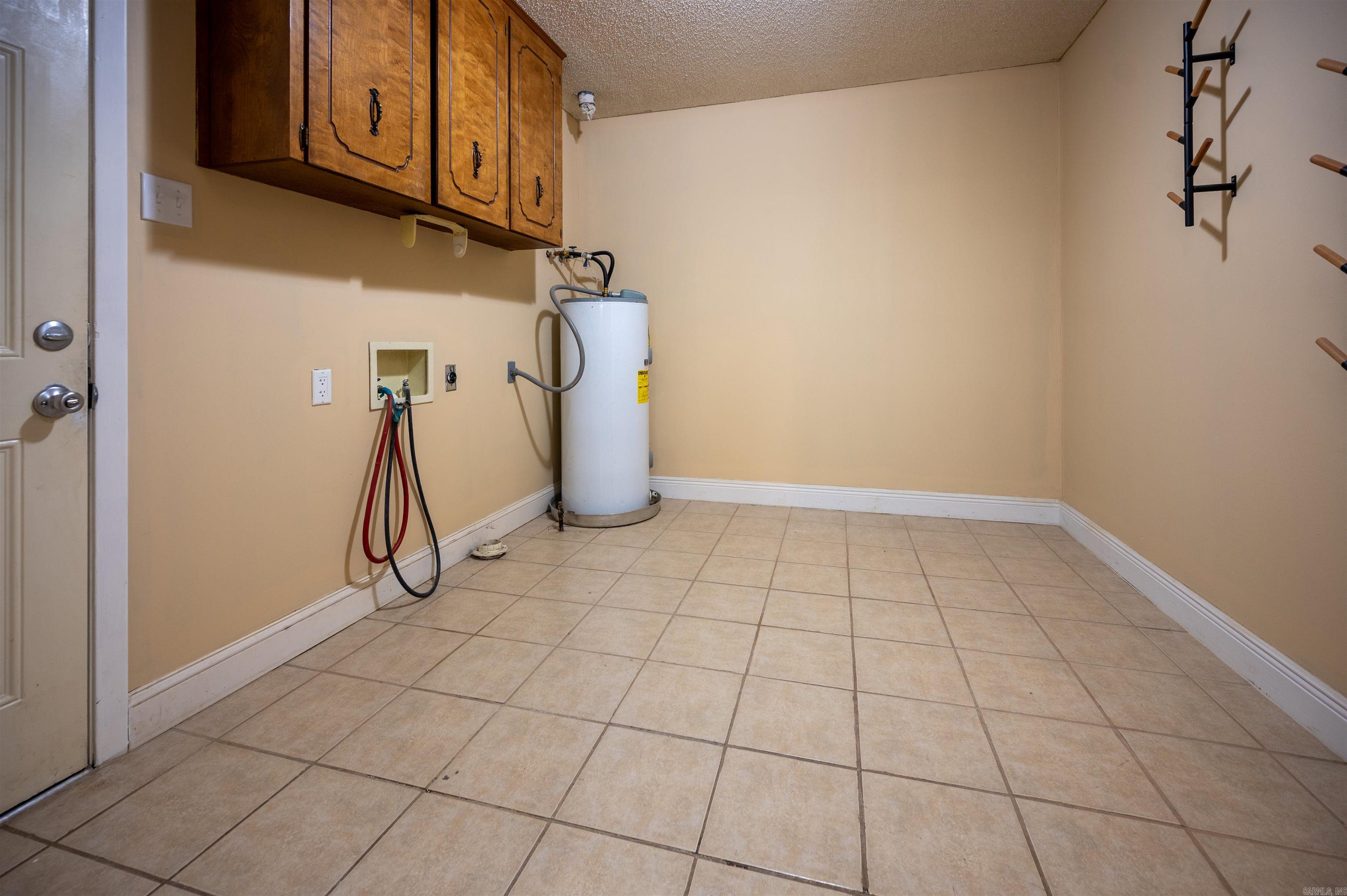 213 Pin Oak Dr  Cabot, AR