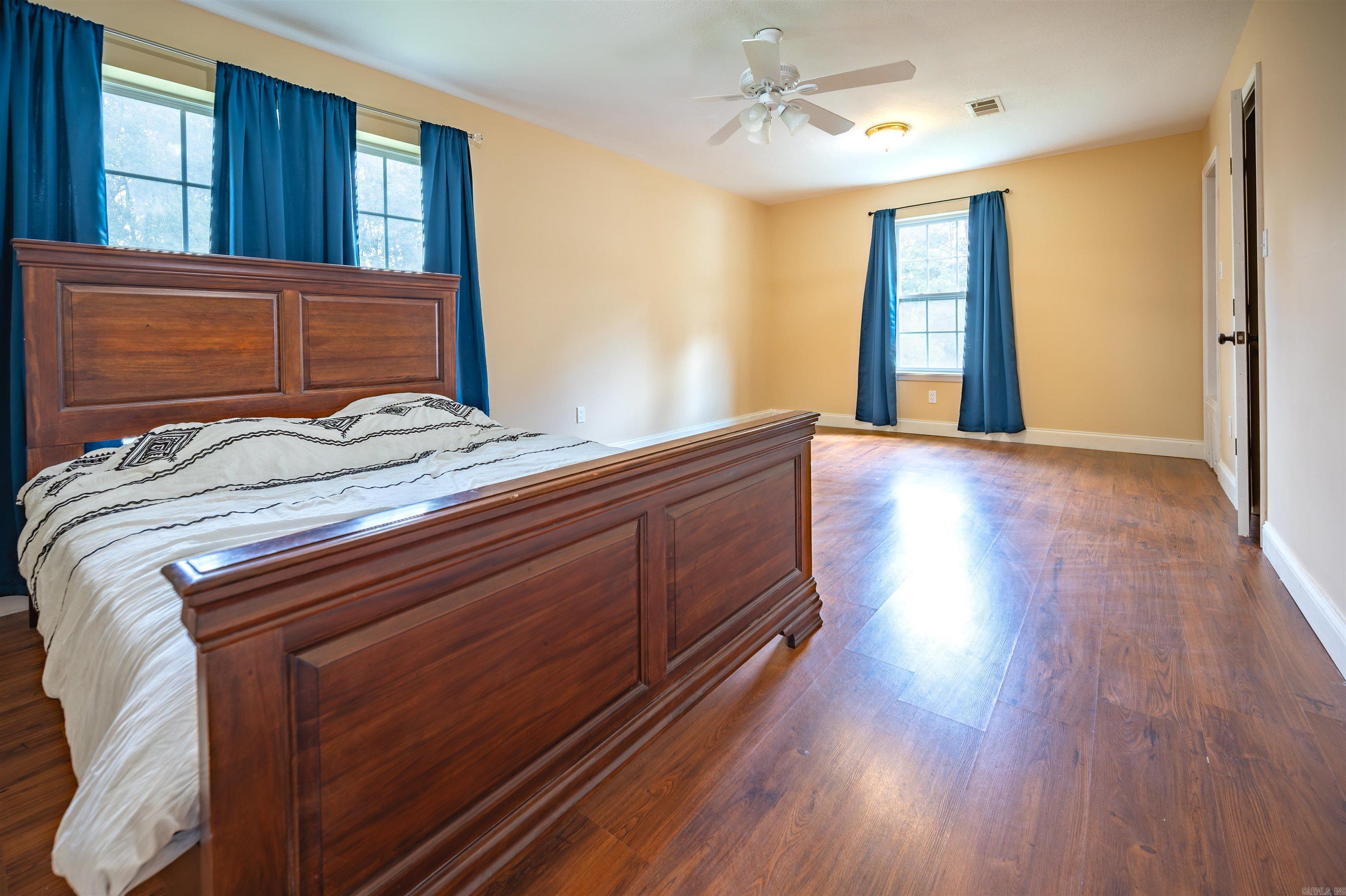 213 Pin Oak Dr  Cabot, AR