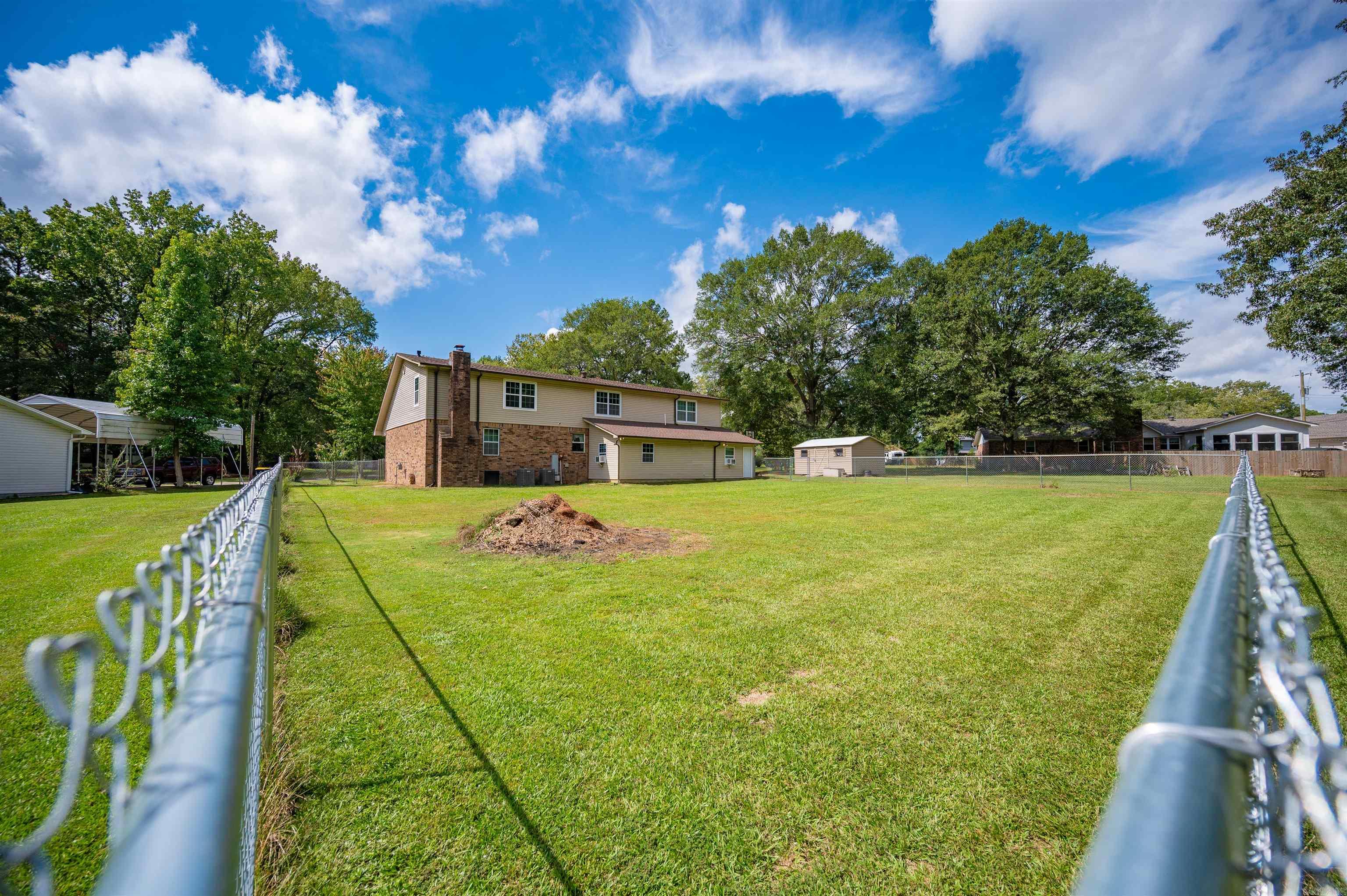 213 Pin Oak Dr  Cabot, AR