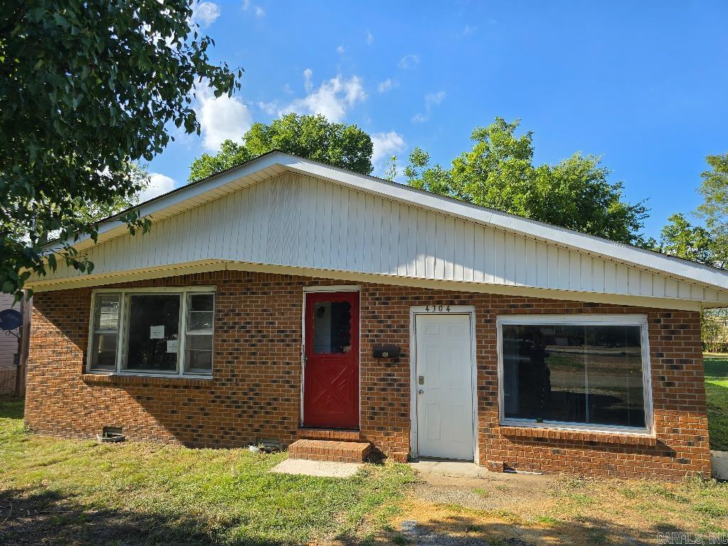 4304 Race  Jonesboro, AR