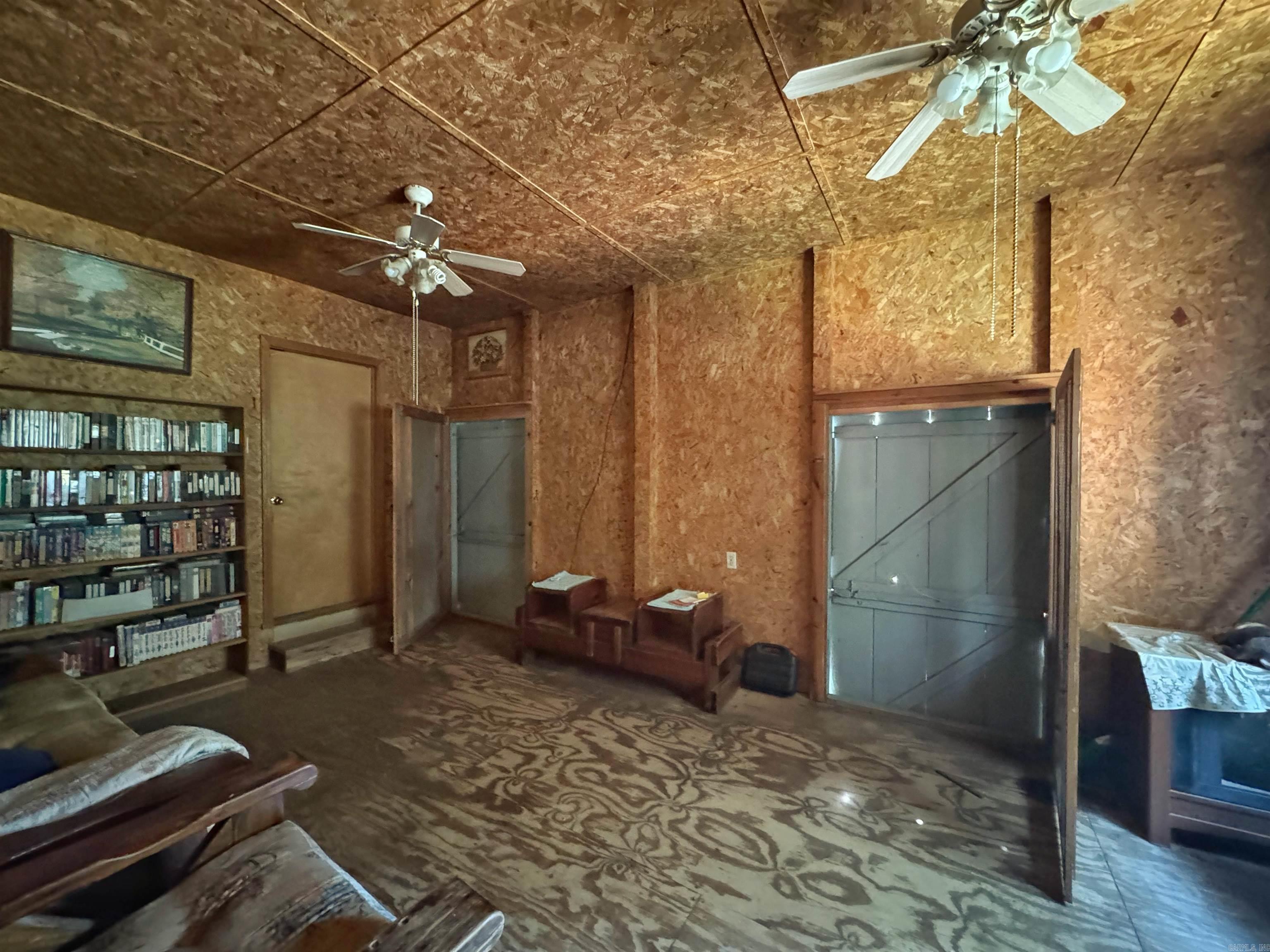 4004 Brock  Clinton, AR