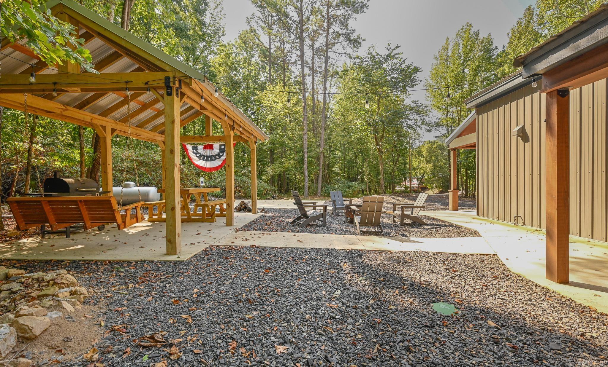 2467 Hwy 375 E  Mena, AR