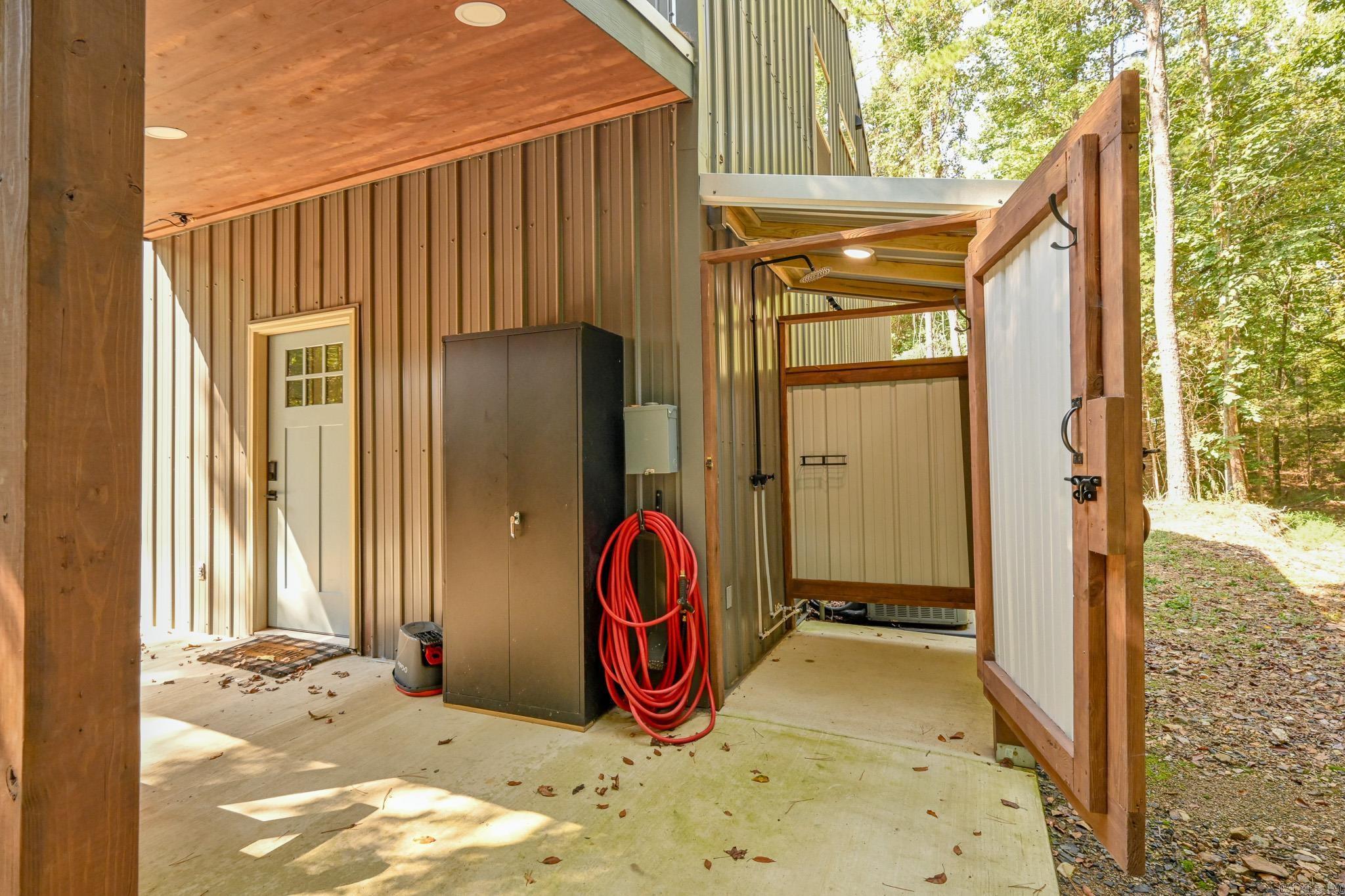 2467 Hwy 375 E  Mena, AR