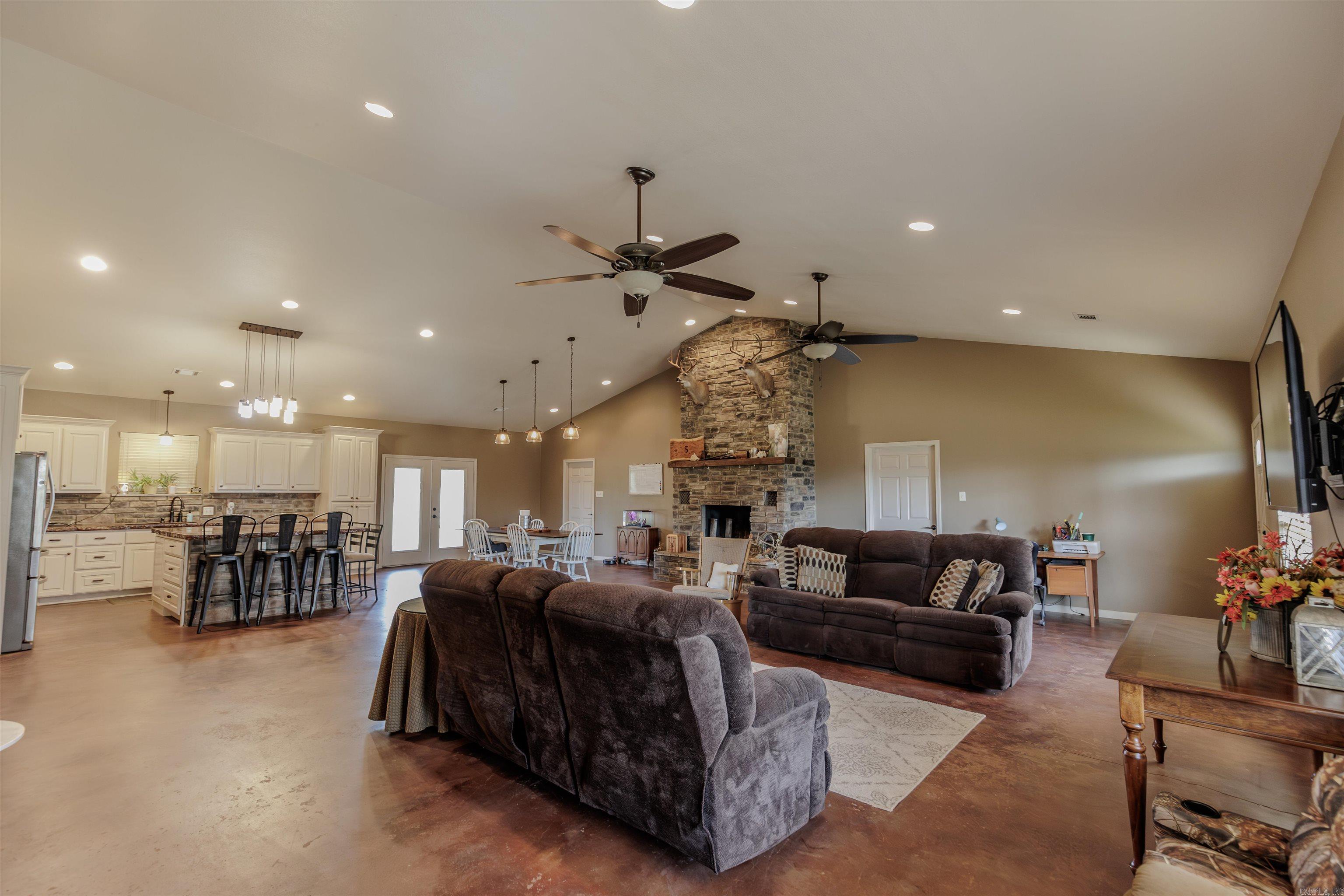 65 Wallace Bridge  Perryville, AR