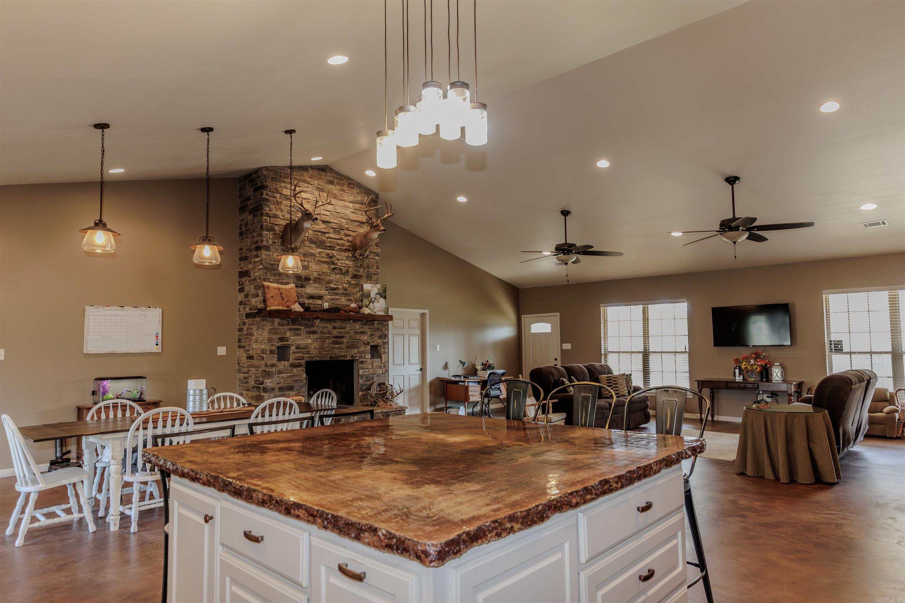 65 Wallace Bridge  Perryville, AR