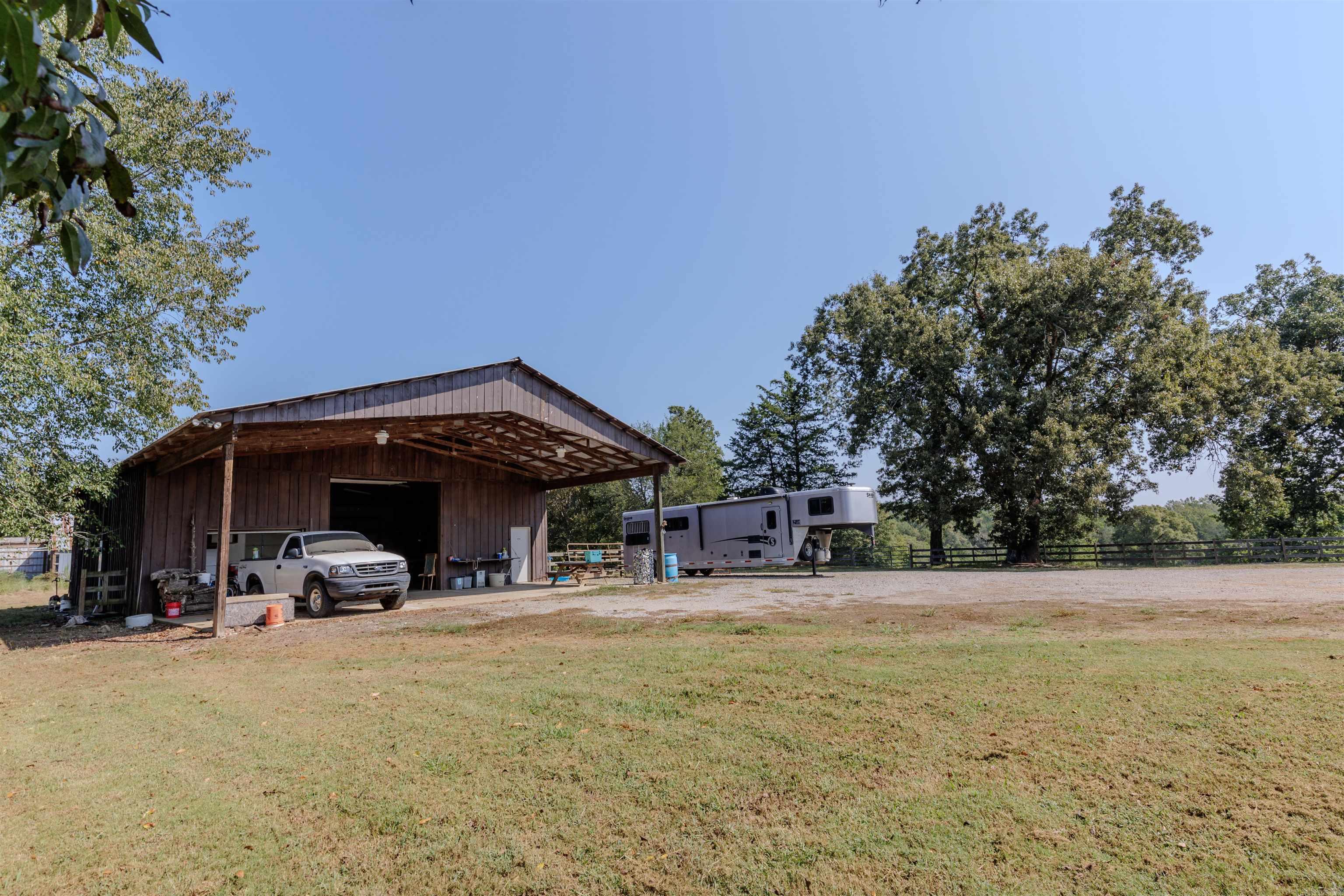 65 Wallace Bridge  Perryville, AR