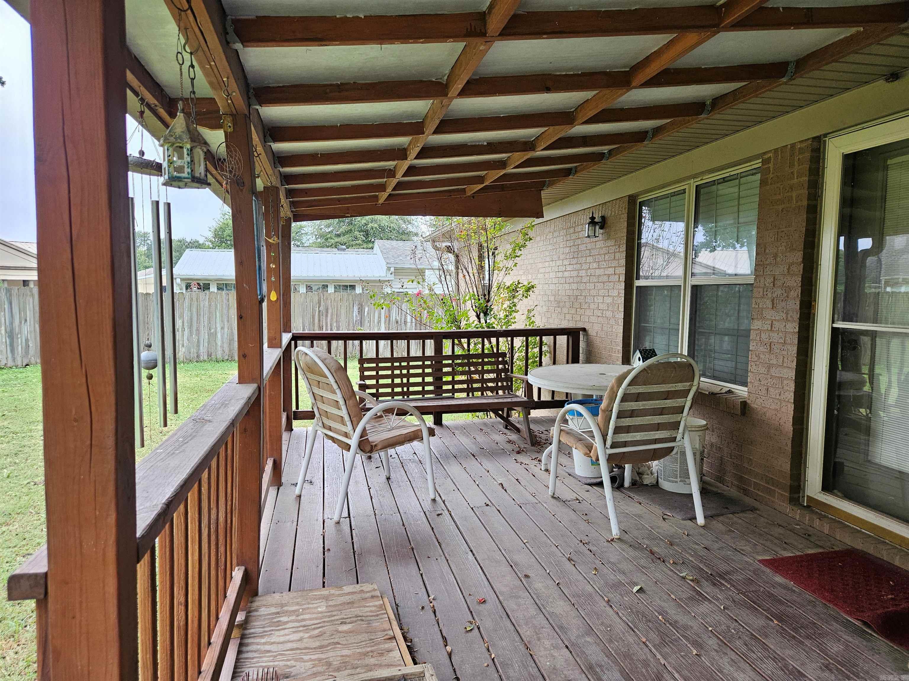 201 W Mississippi  Beebe, AR