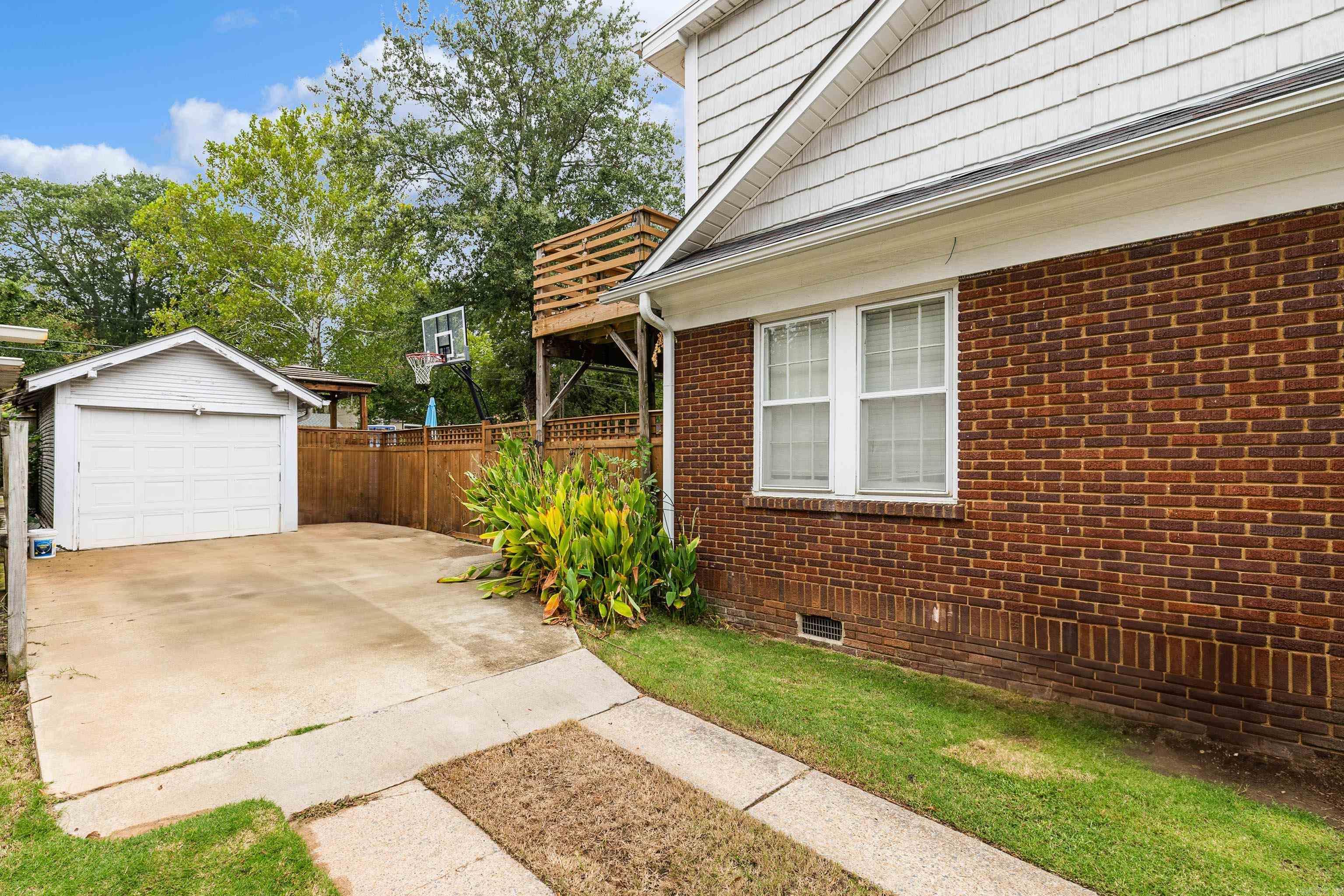 3221 N Cypress  North Little Rock, AR