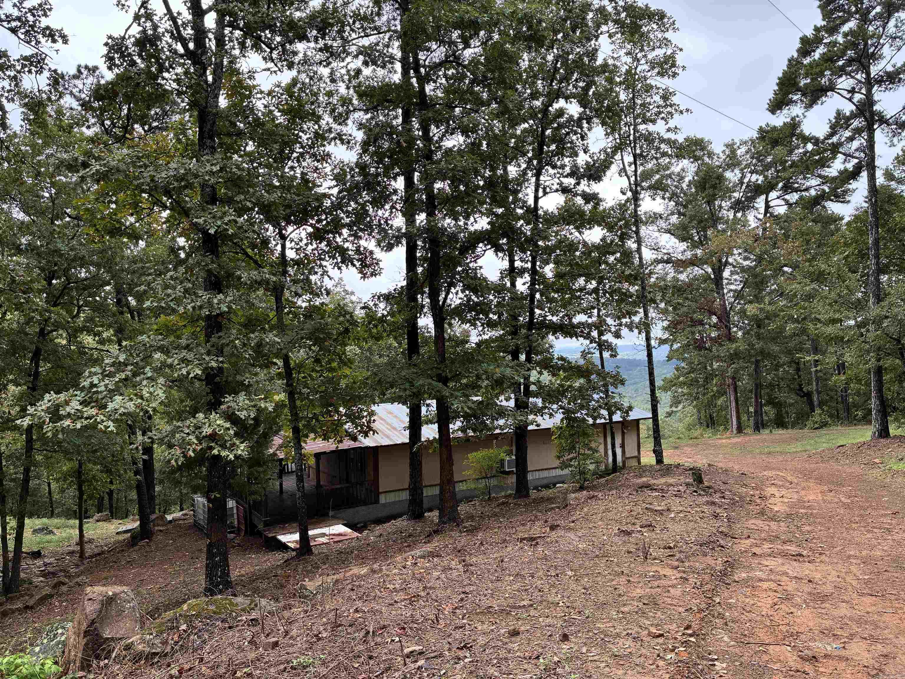 2352 Porter Rd.  Shirley, AR