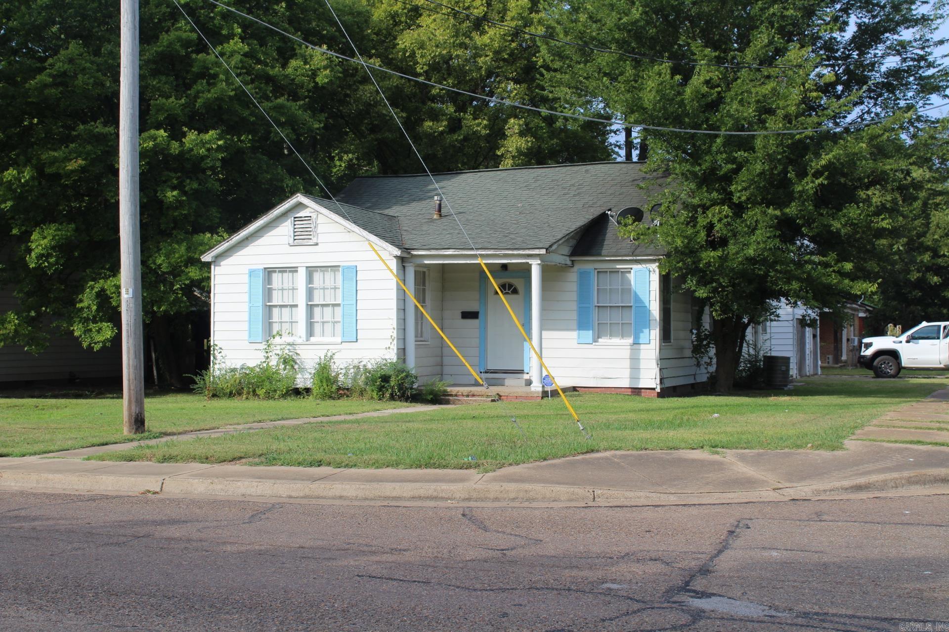 600 S Elm  Hope, AR