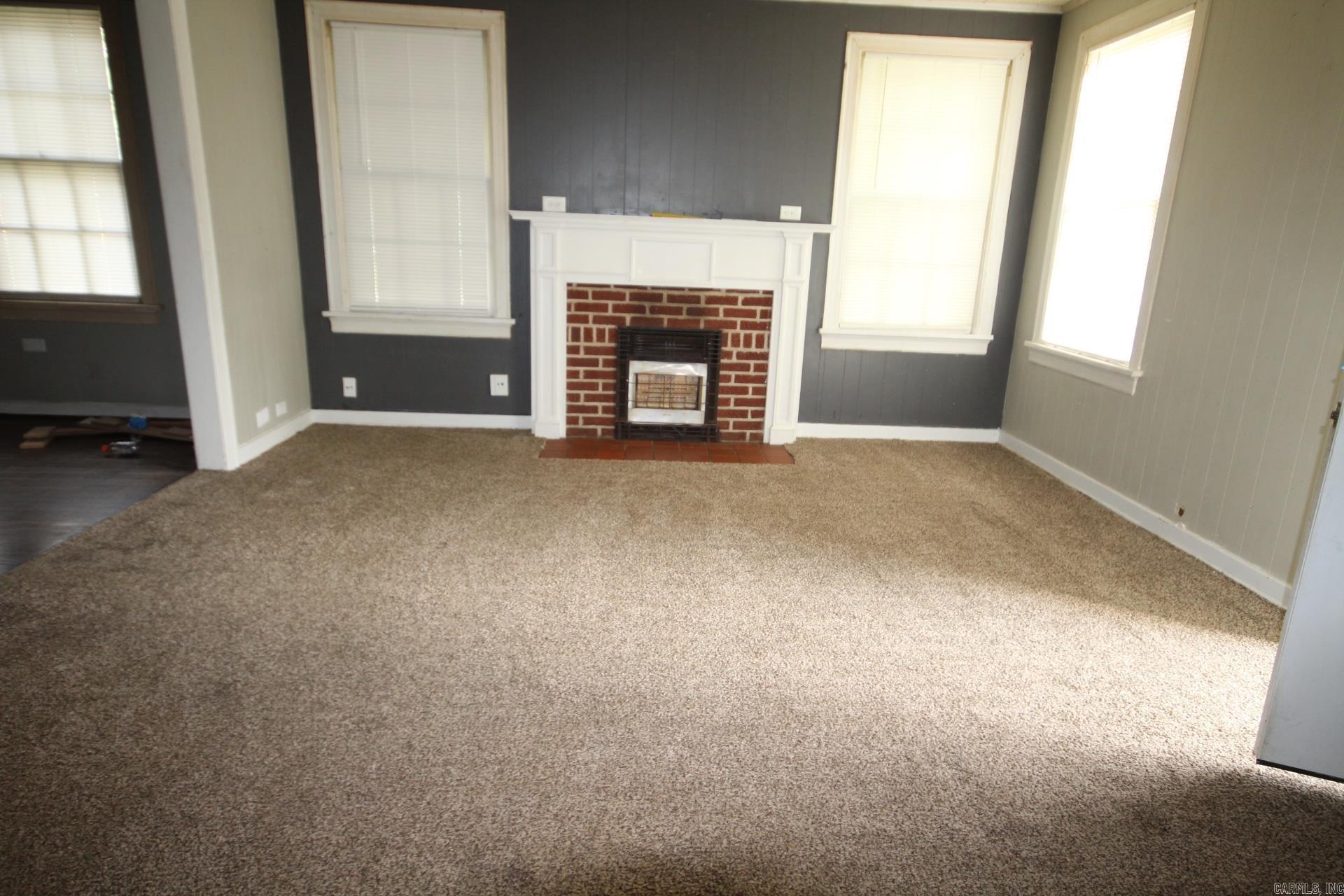 600 S Elm  Hope, AR