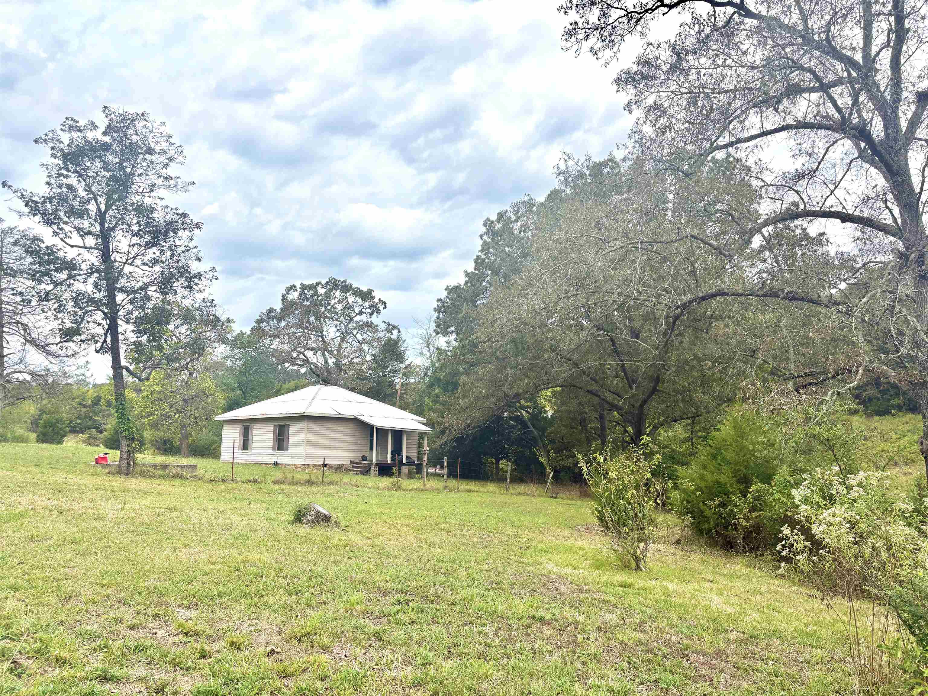 225 Claxton  Cushman, AR