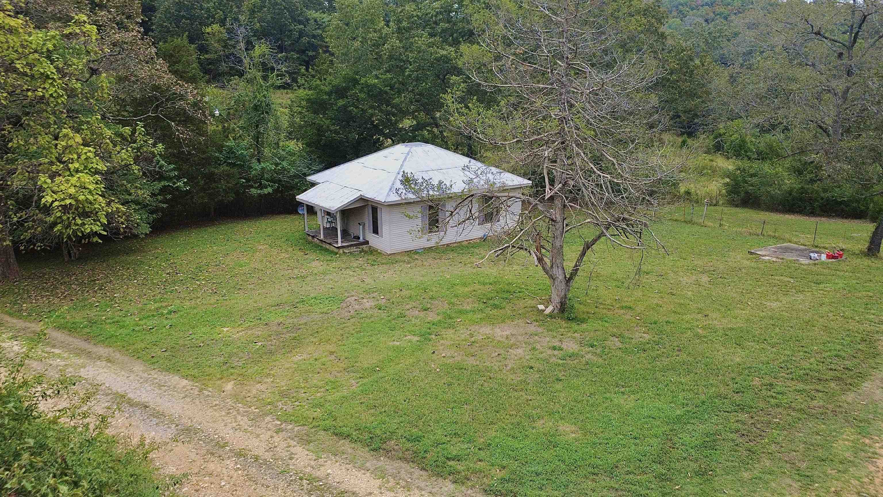 225 Claxton  Cushman, AR