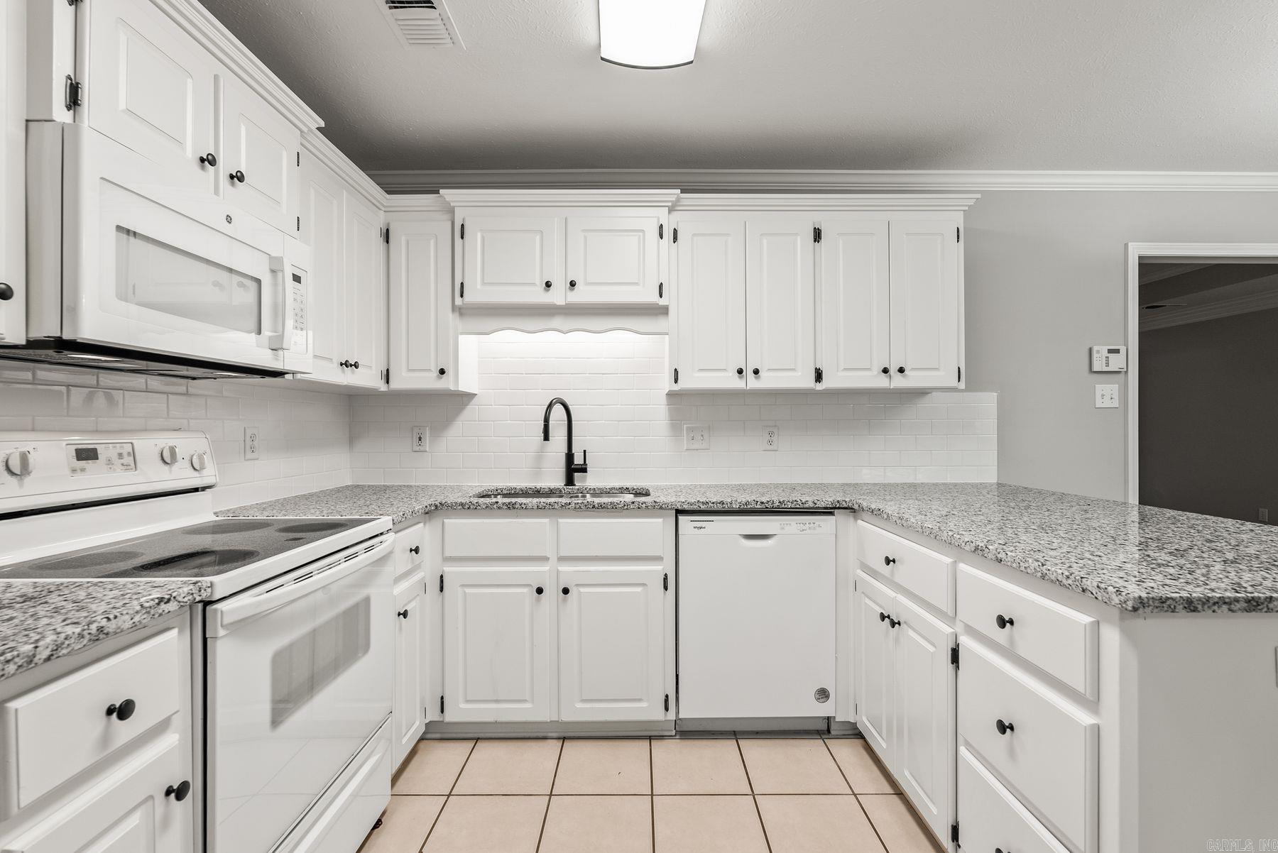 1312 High Meadow  Jacksonville, AR