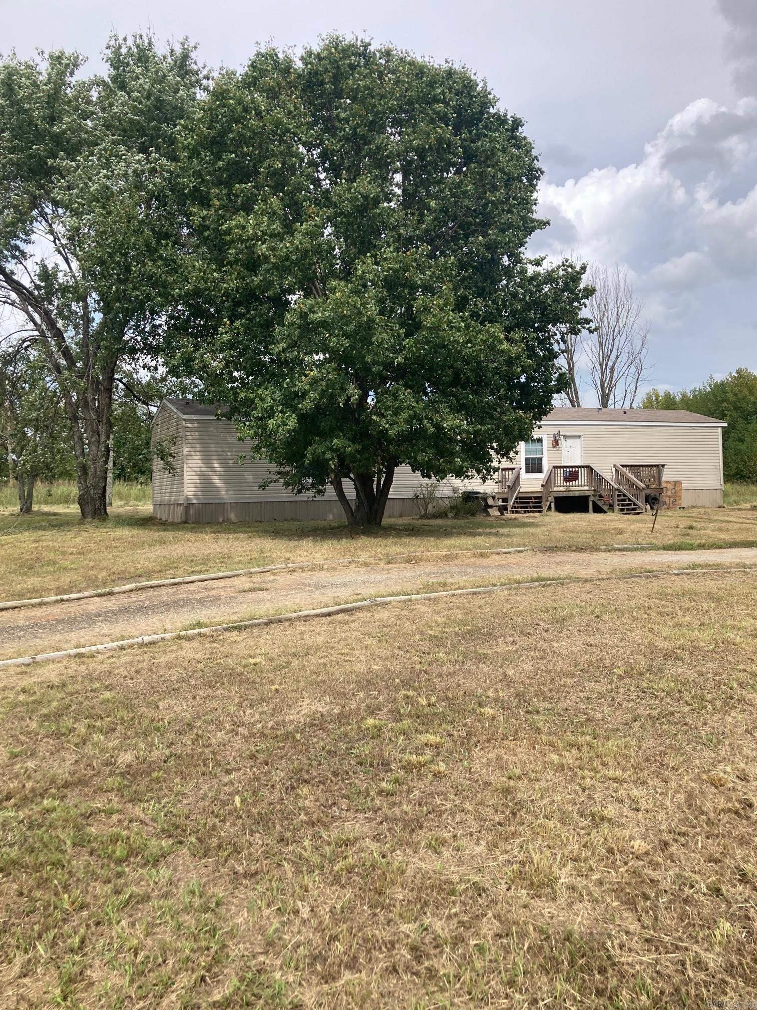 567 Daffodill  Romance, AR