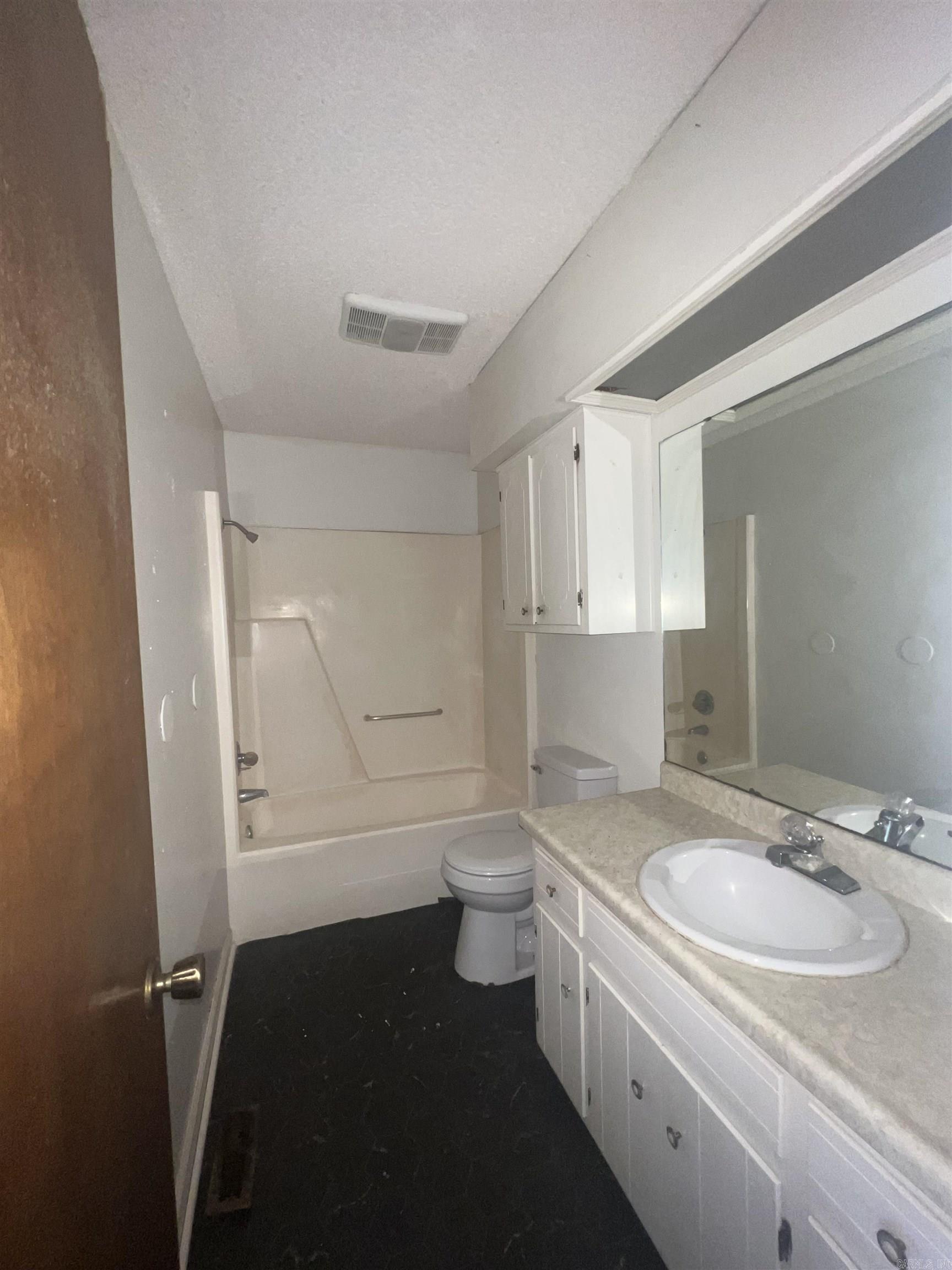 3200 S Olive  Pine Bluff, AR