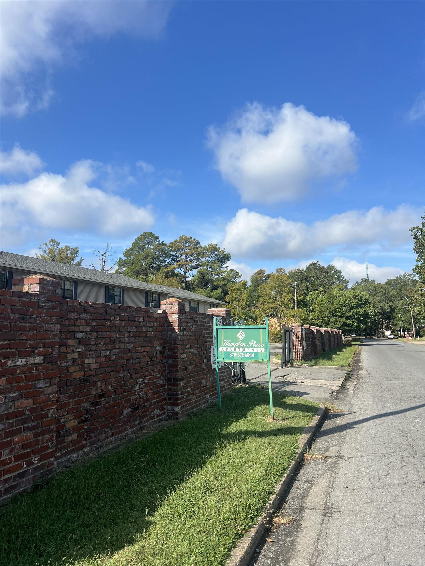 3200 S Olive  Pine Bluff, AR