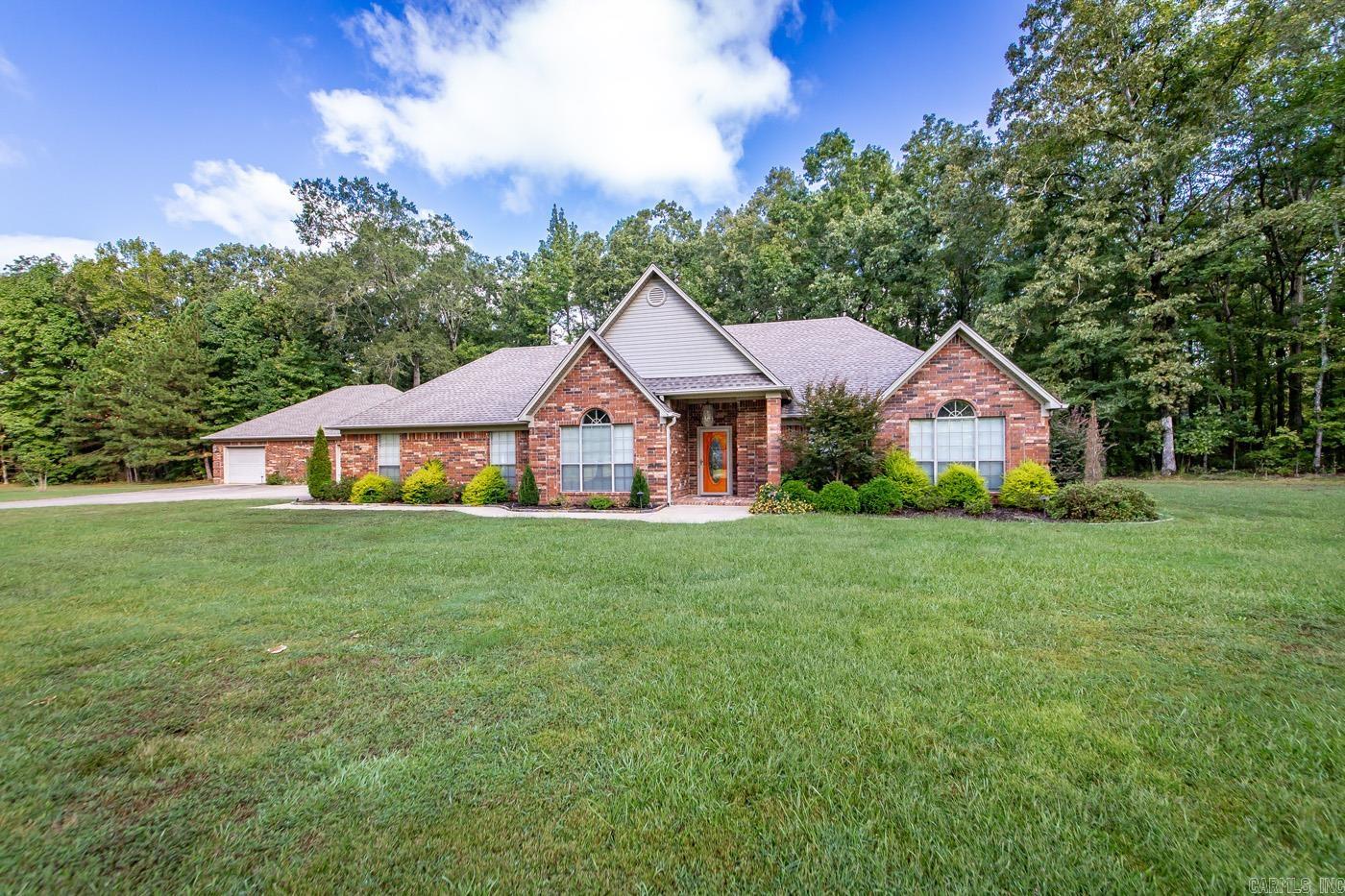 1560 Lawson Oaks  Little Rock, AR