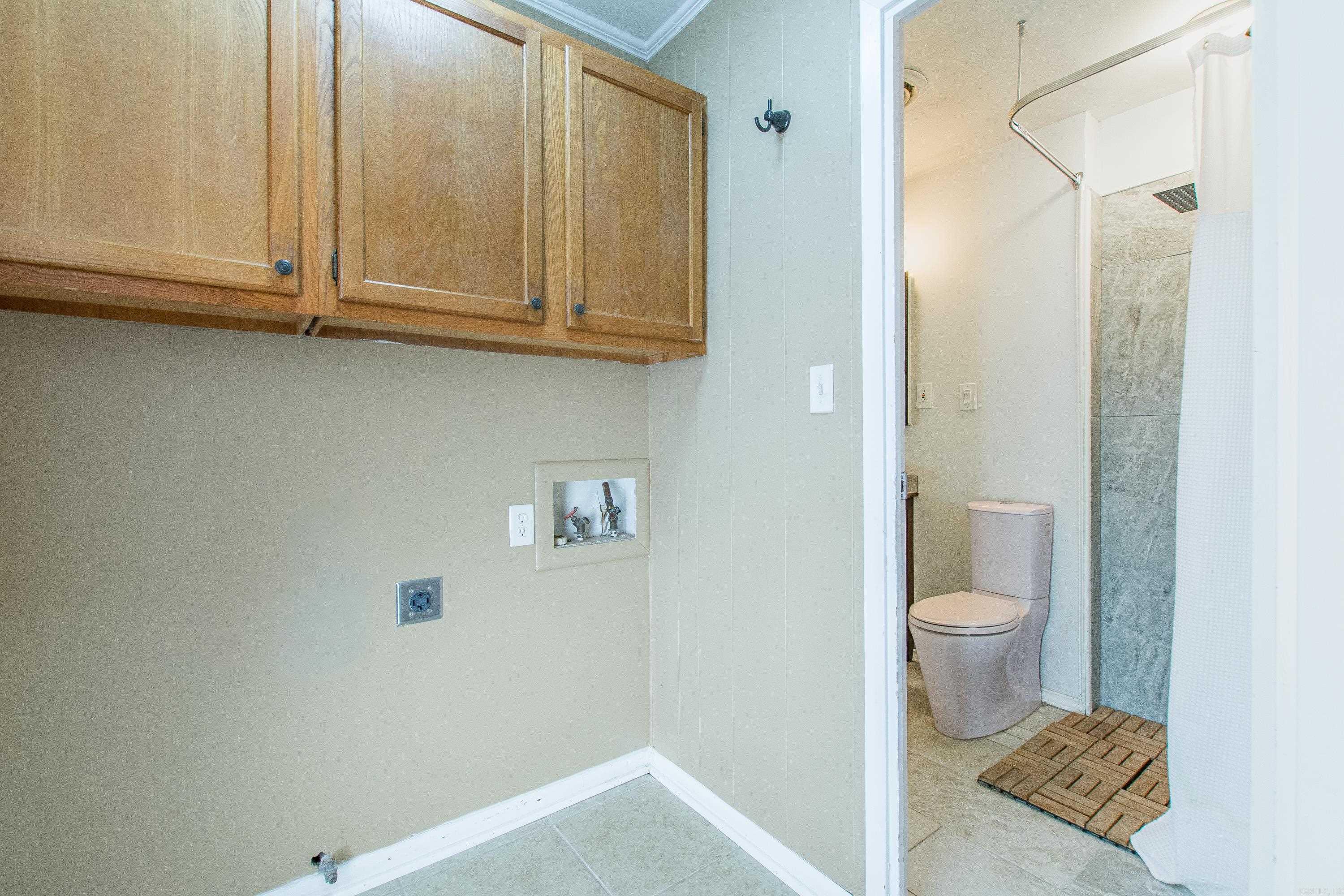 2205 W Lakeview  Benton, AR