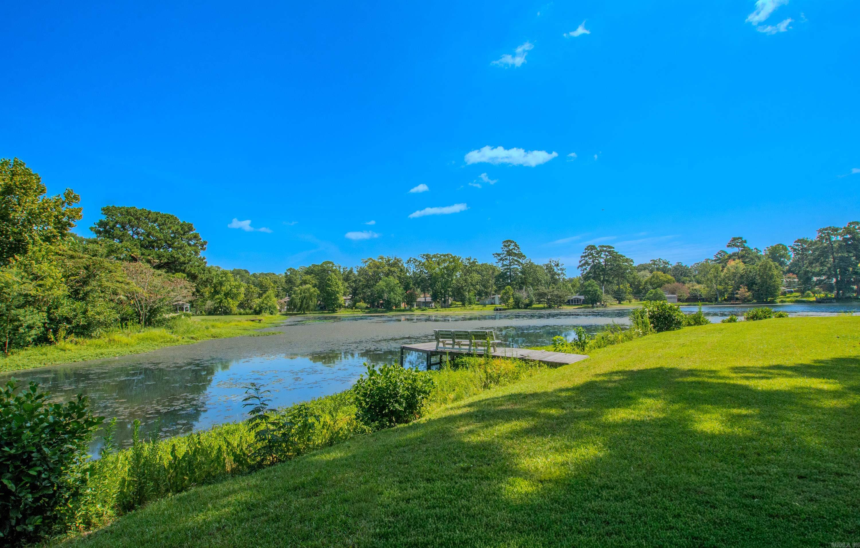 2205 W Lakeview  Benton, AR