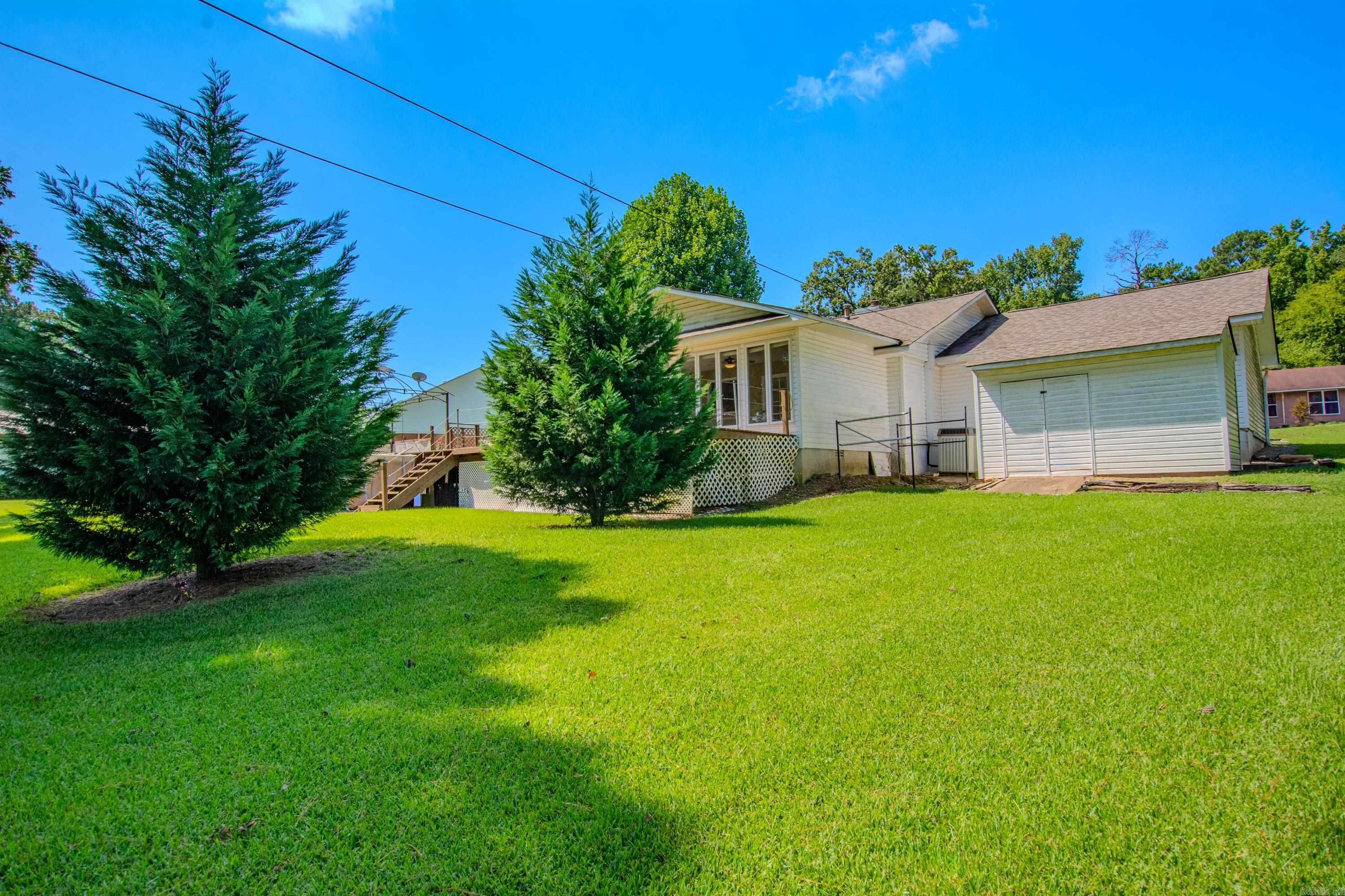 2205 W Lakeview  Benton, AR