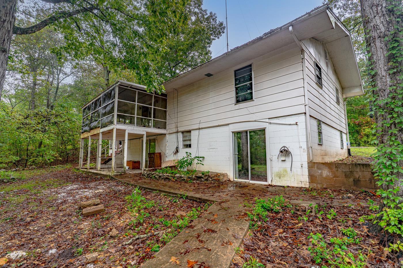 17 Duroc  Cherokee Village, AR