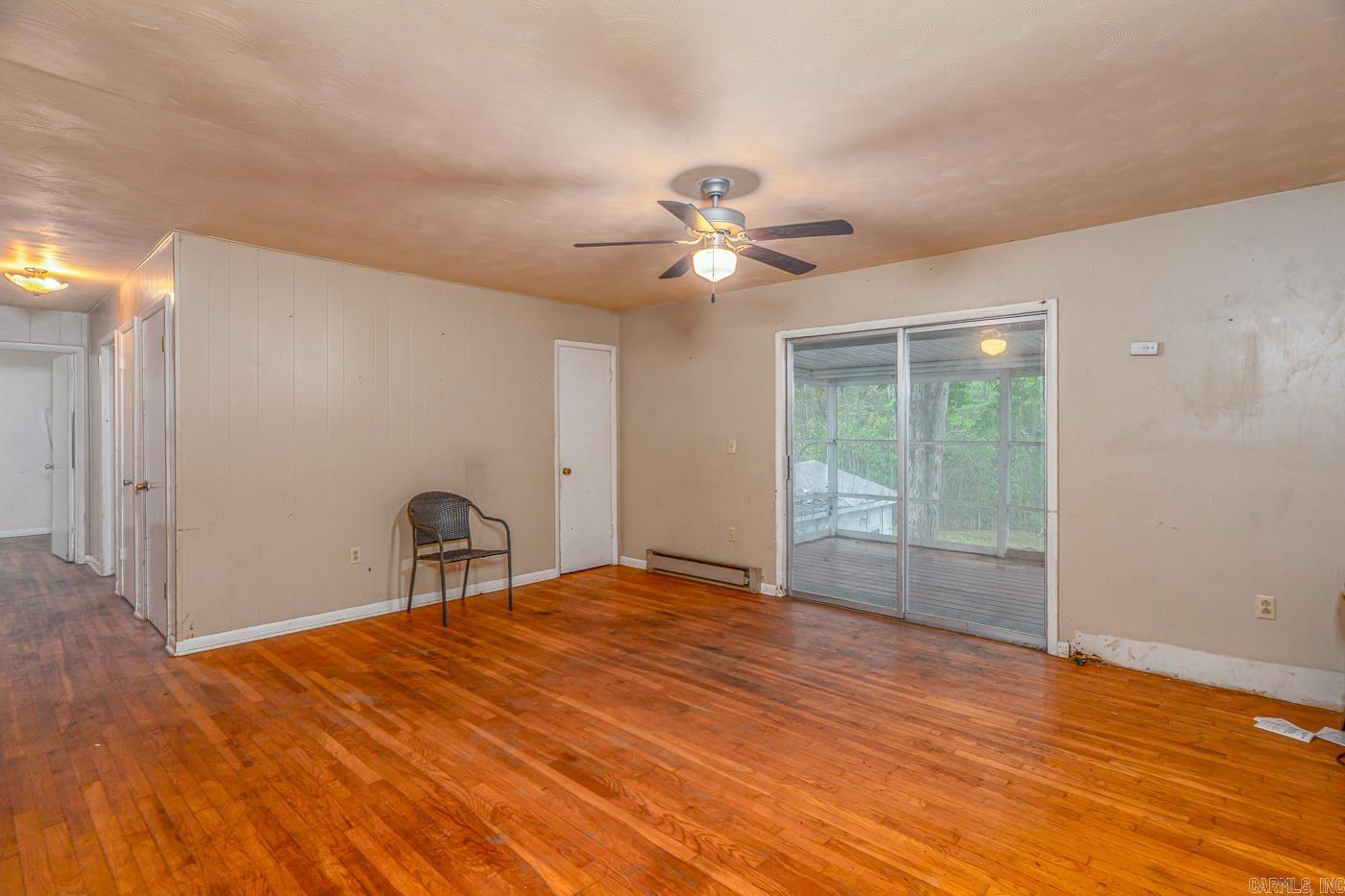 17 Duroc  Cherokee Village, AR