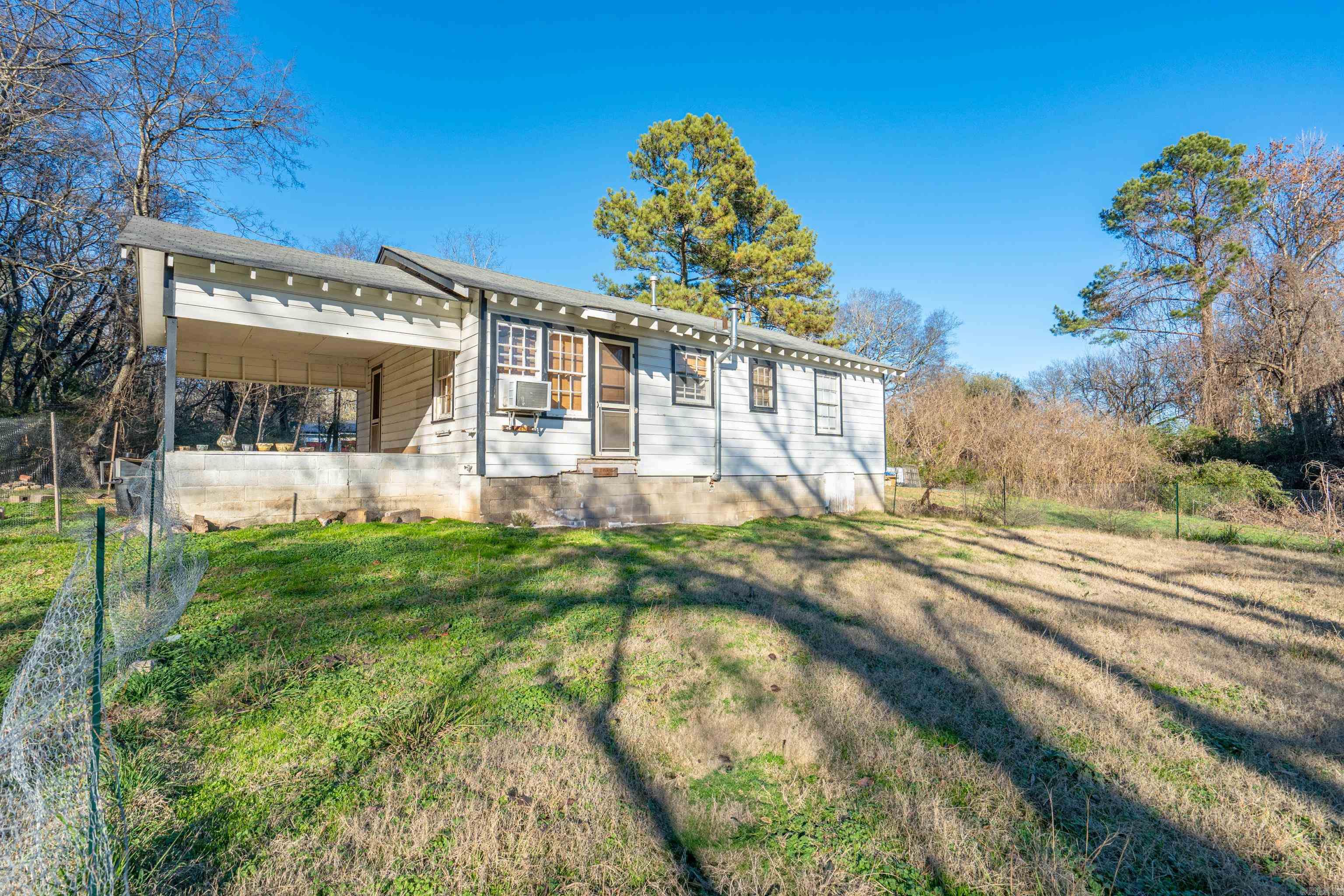 115 Edwards  Hot Springs, AR