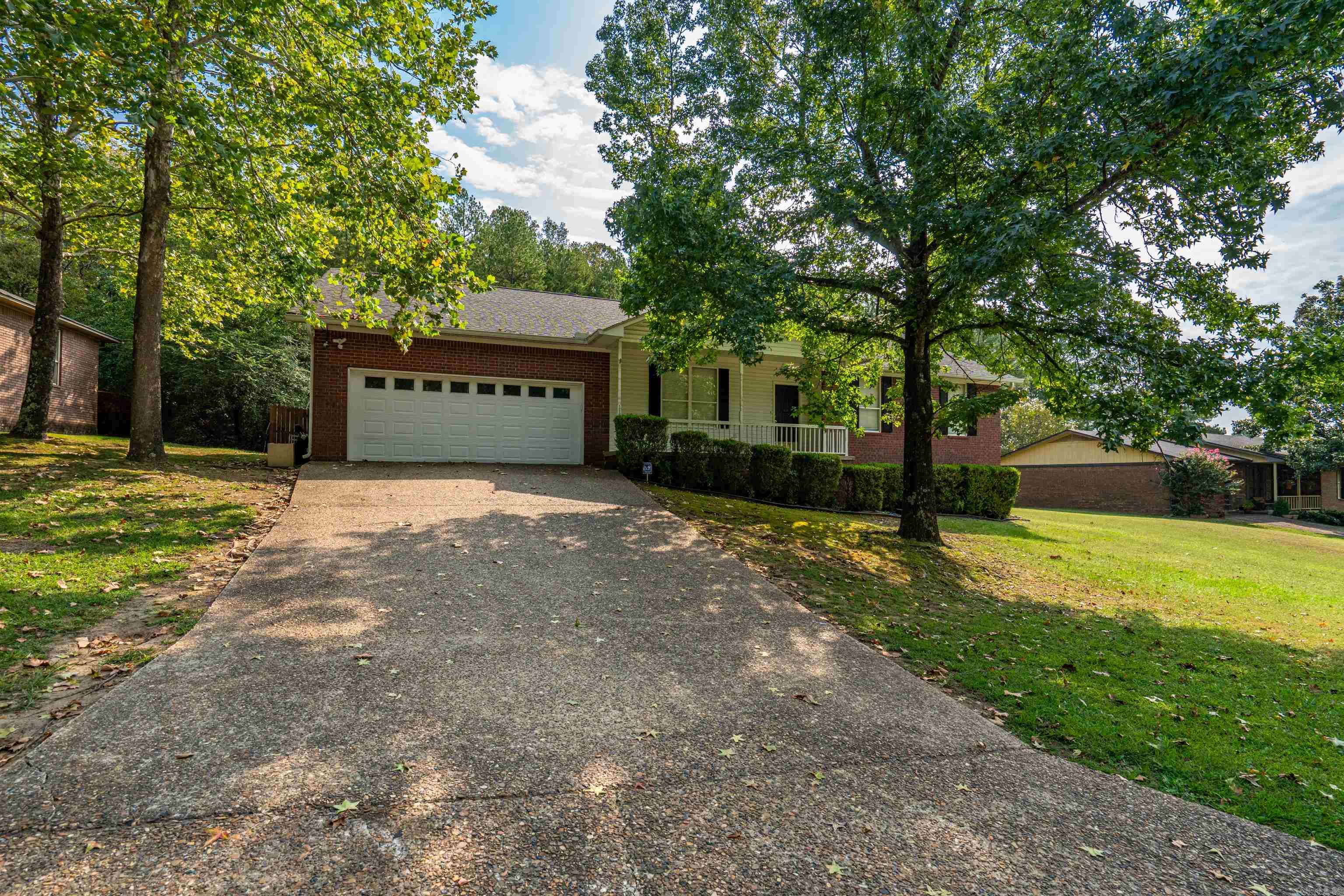 112 Apache  Hot Springs, AR